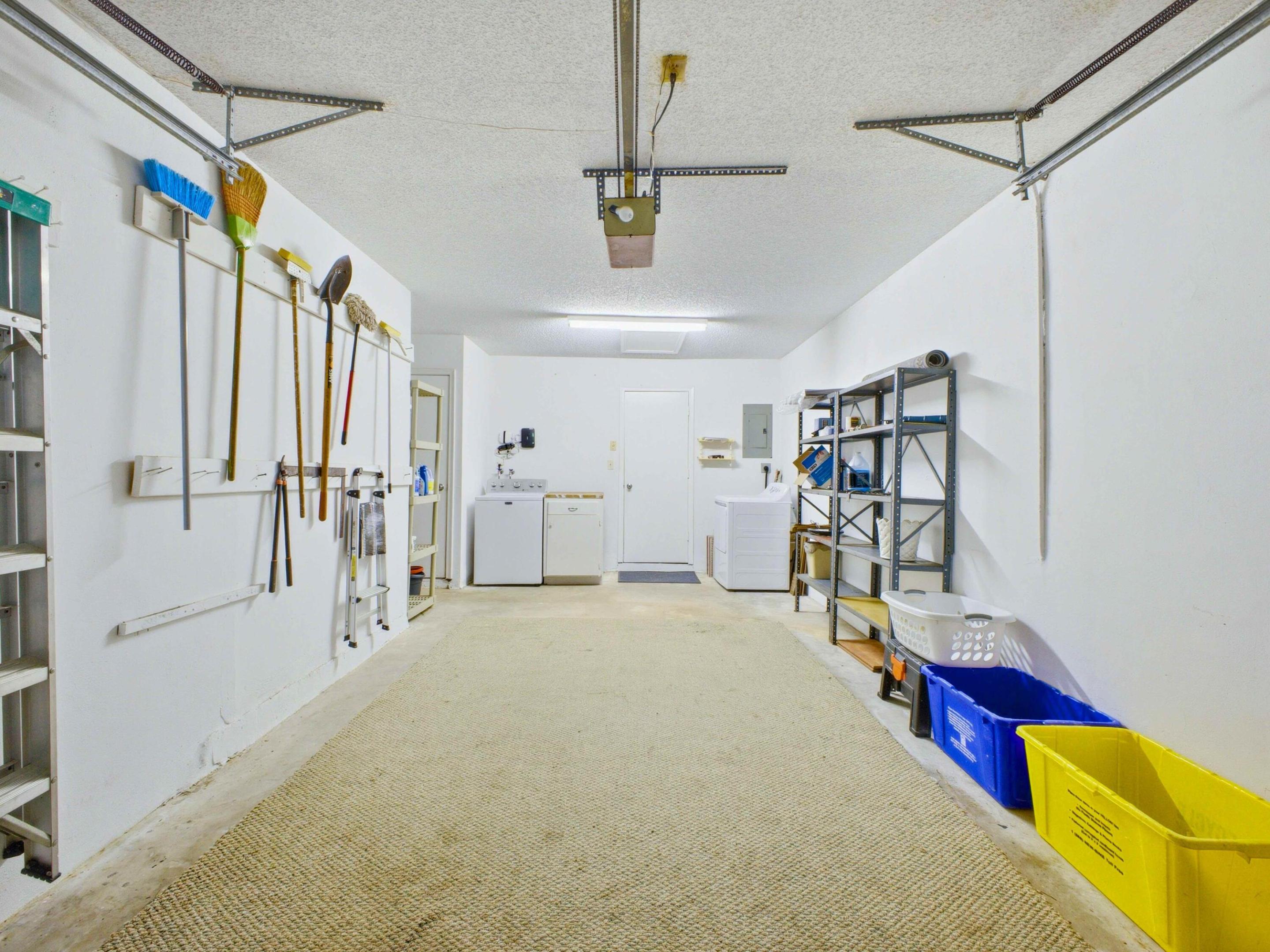 PALM BEACH LEISUREVILLE SEC 10 - Residential