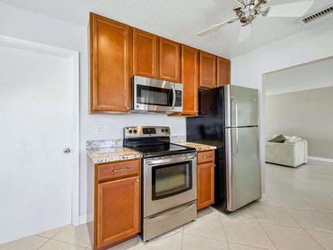 Tiny photo for 2020 SW 17th Avenue, Boynton Beach, FL 33426 (MLS # B26021851)