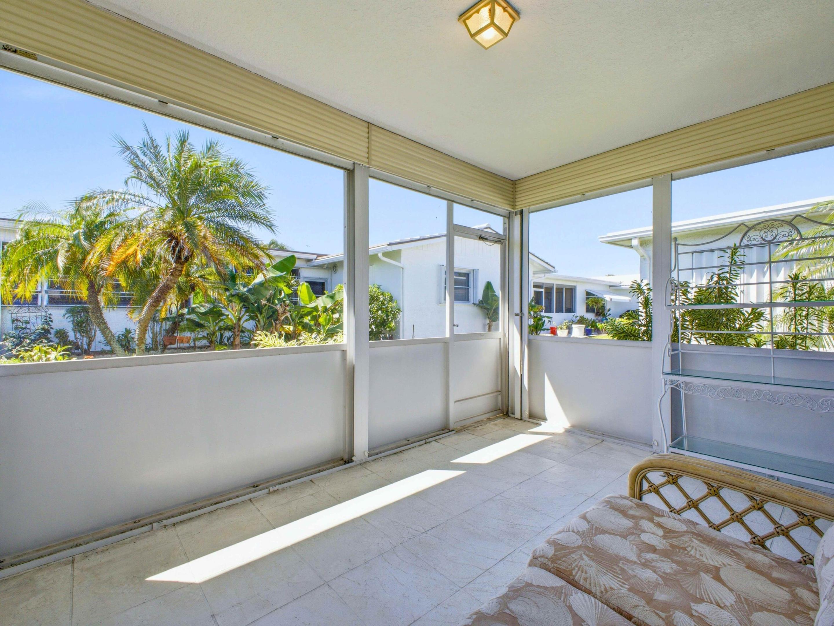 PALM BEACH LEISUREVILLE SEC 10 - Residential