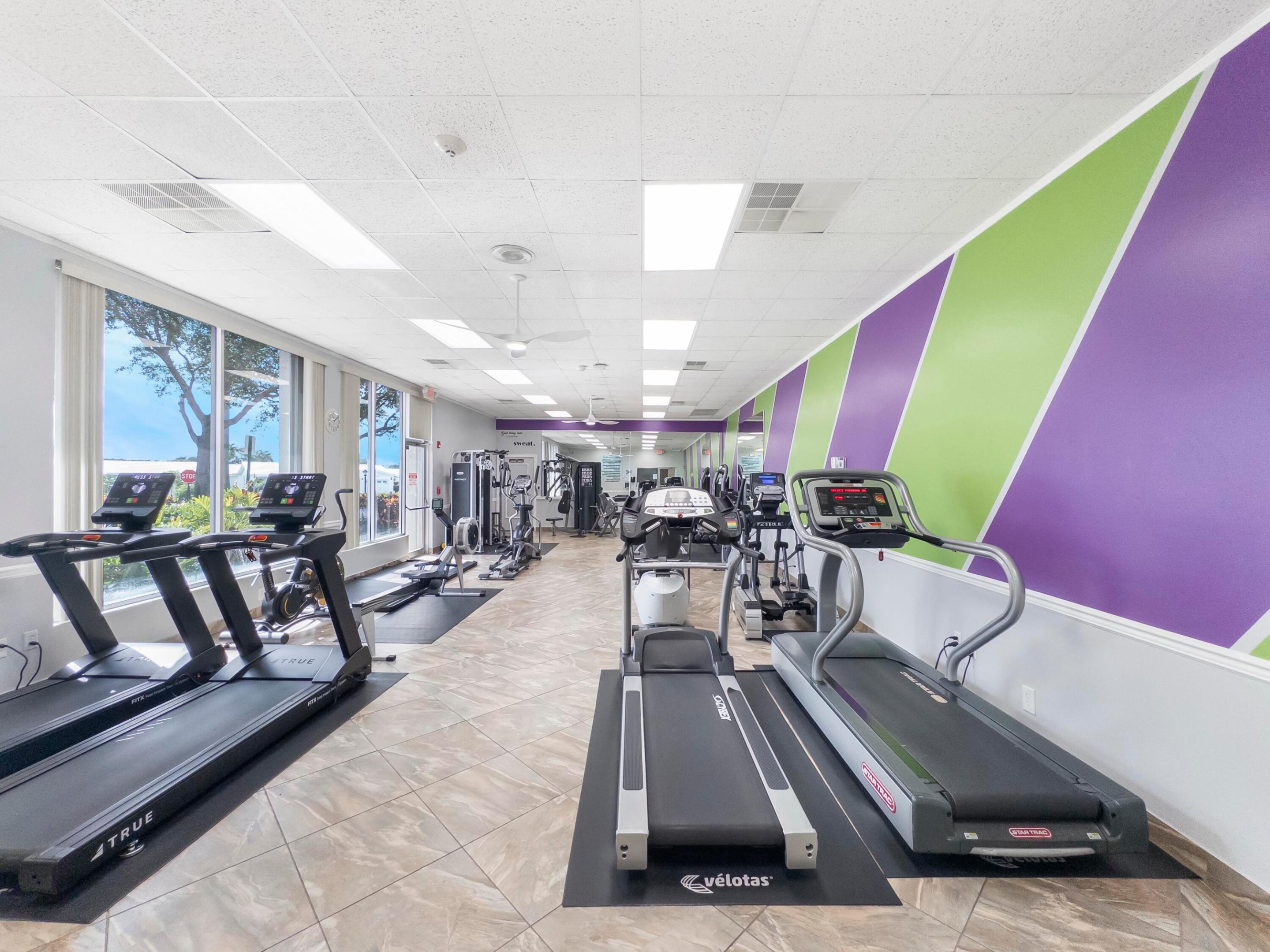 PALM BEACH LEISUREVILLE SEC 10 - Residential