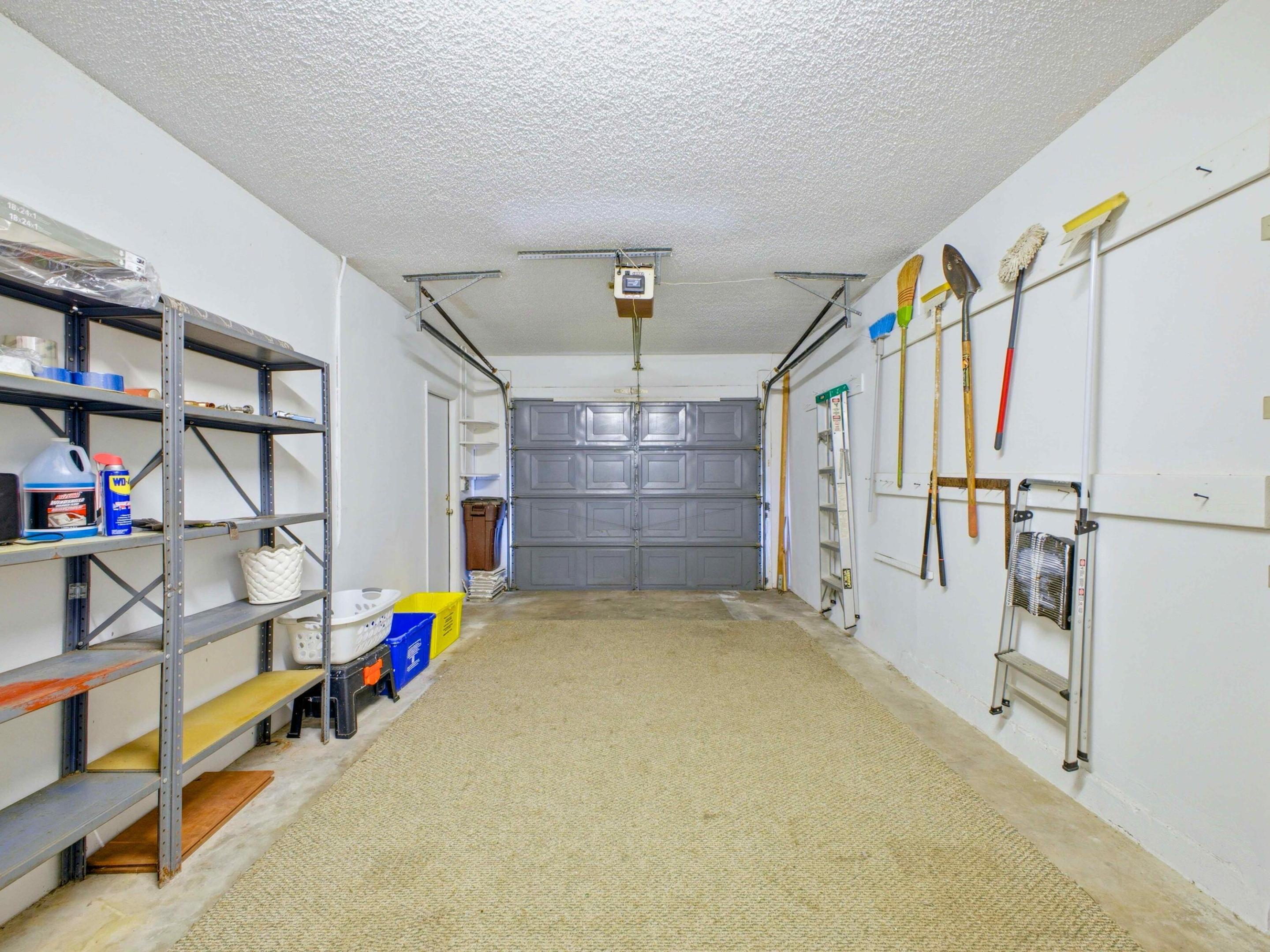 PALM BEACH LEISUREVILLE SEC 10 - Residential