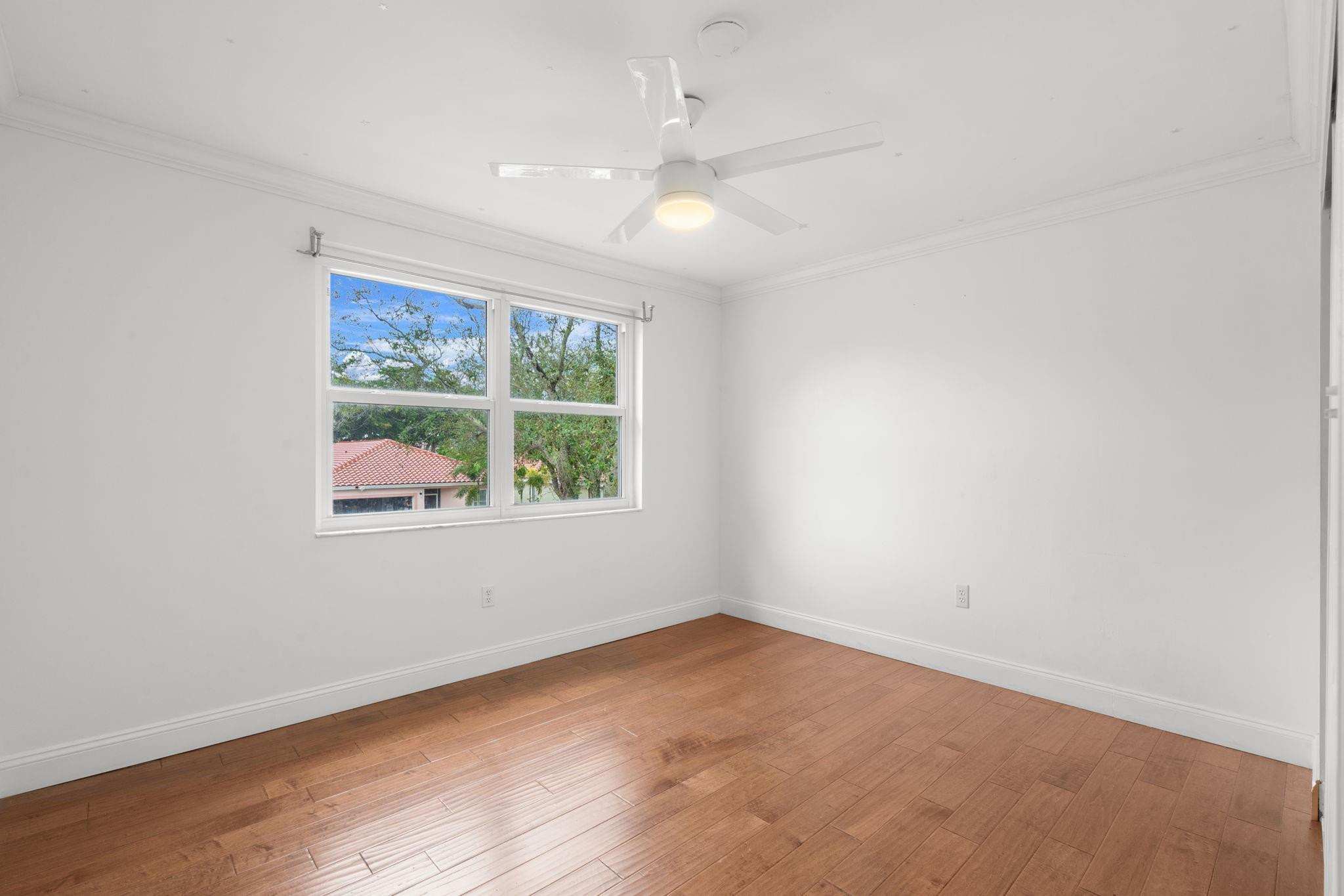 Holiday Spgs Village Sec - Residential