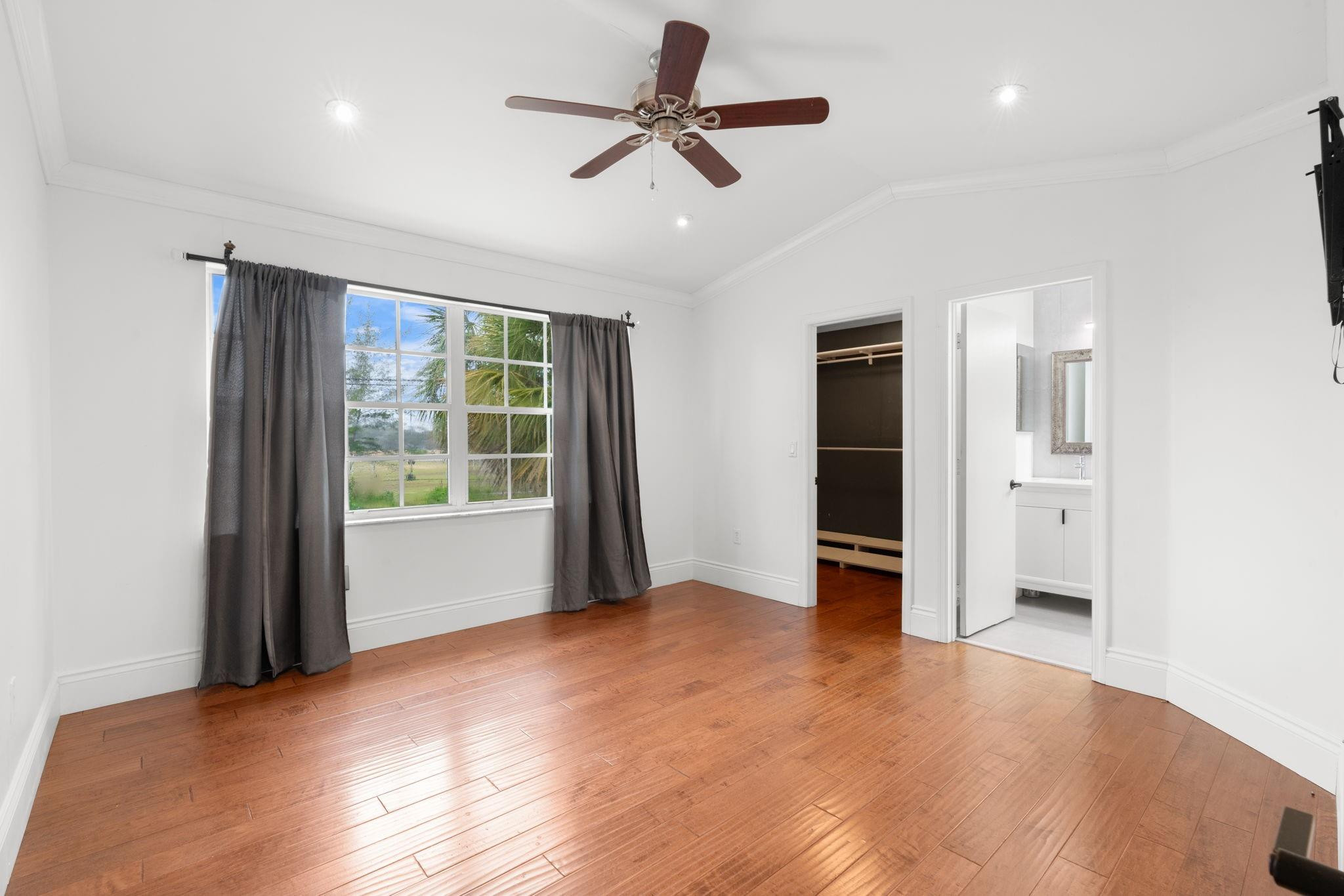 Holiday Spgs Village Sec - Residential