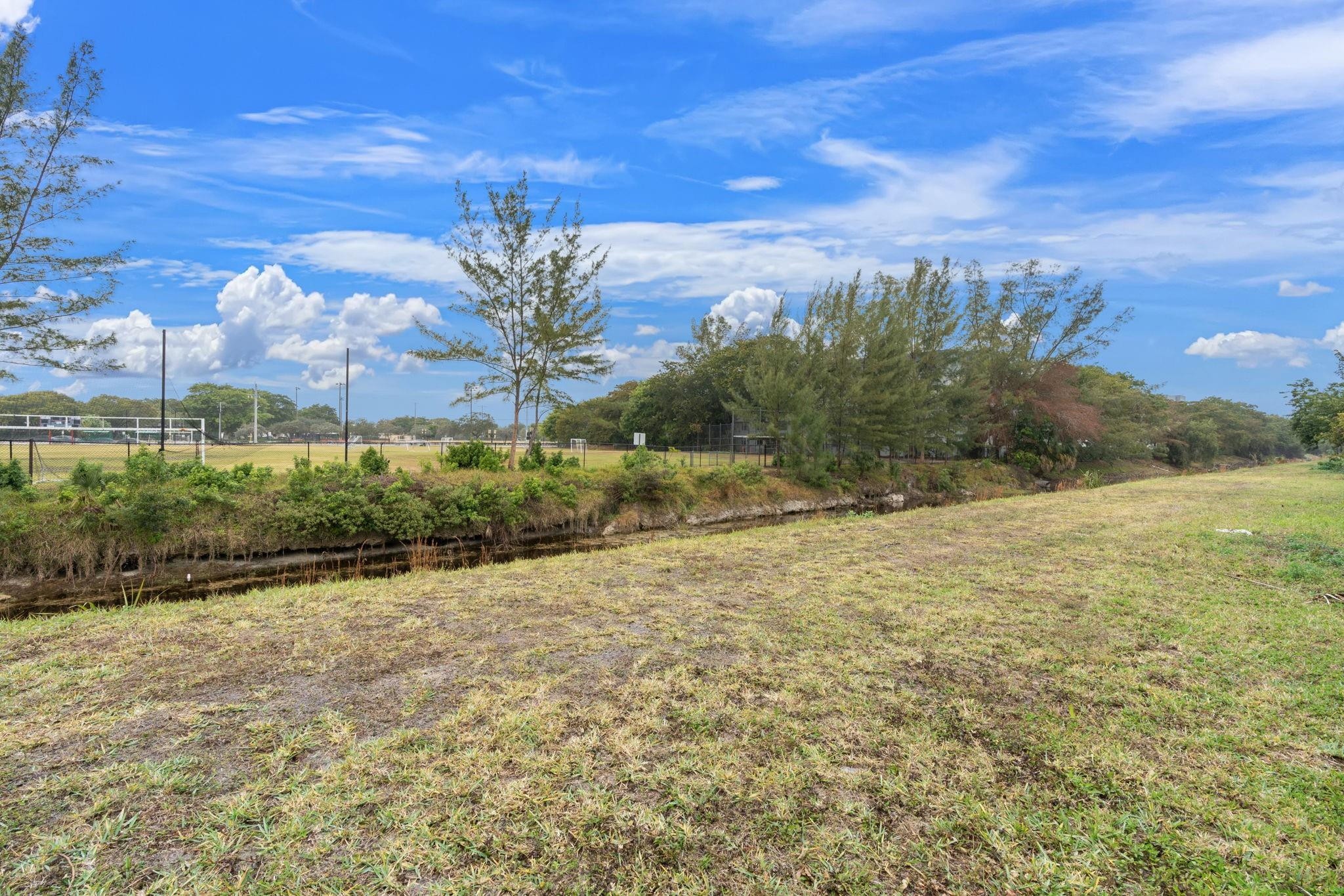 Holiday Spgs Village Sec - Residential