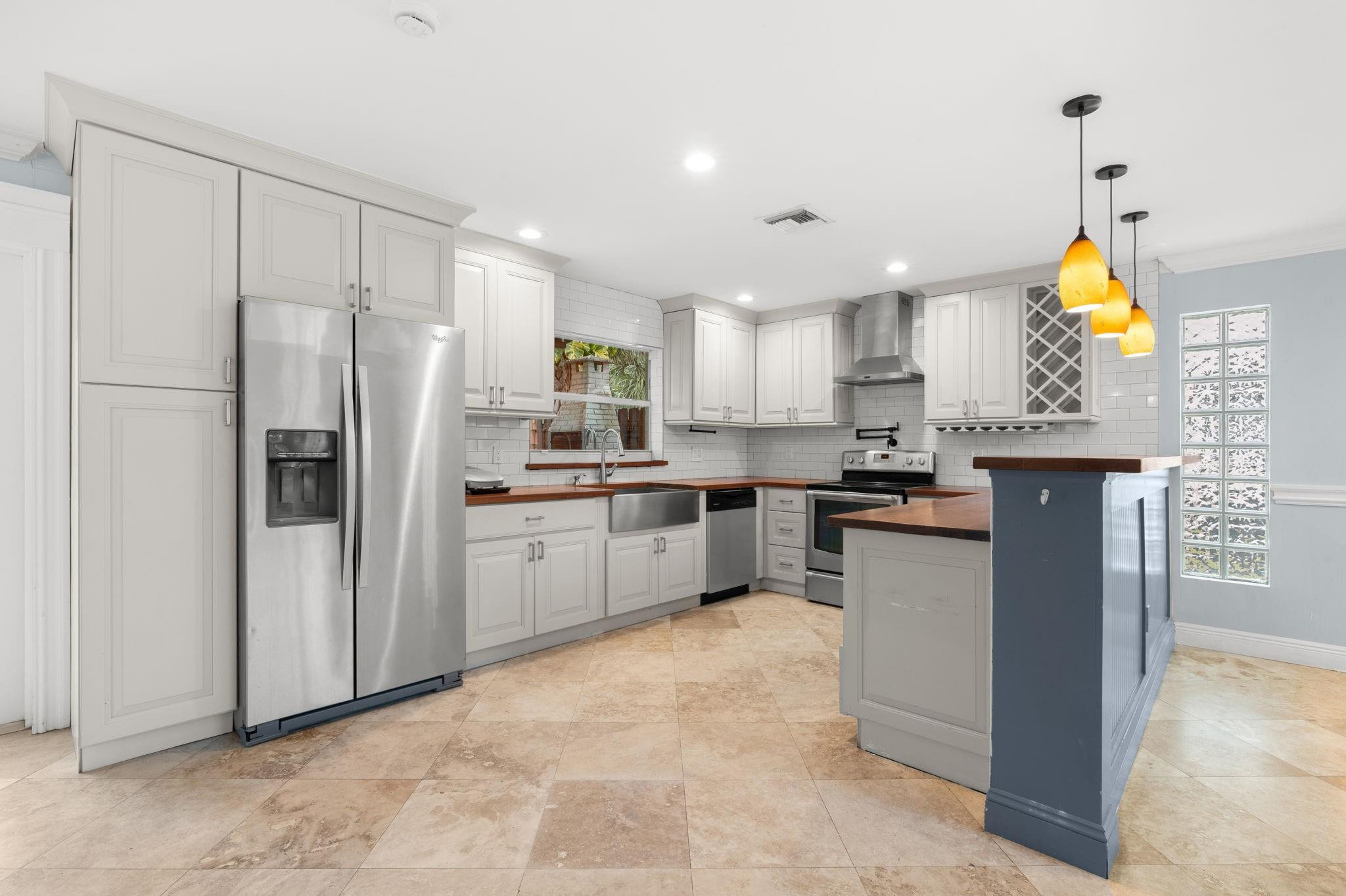 Holiday Spgs Village Sec - Residential