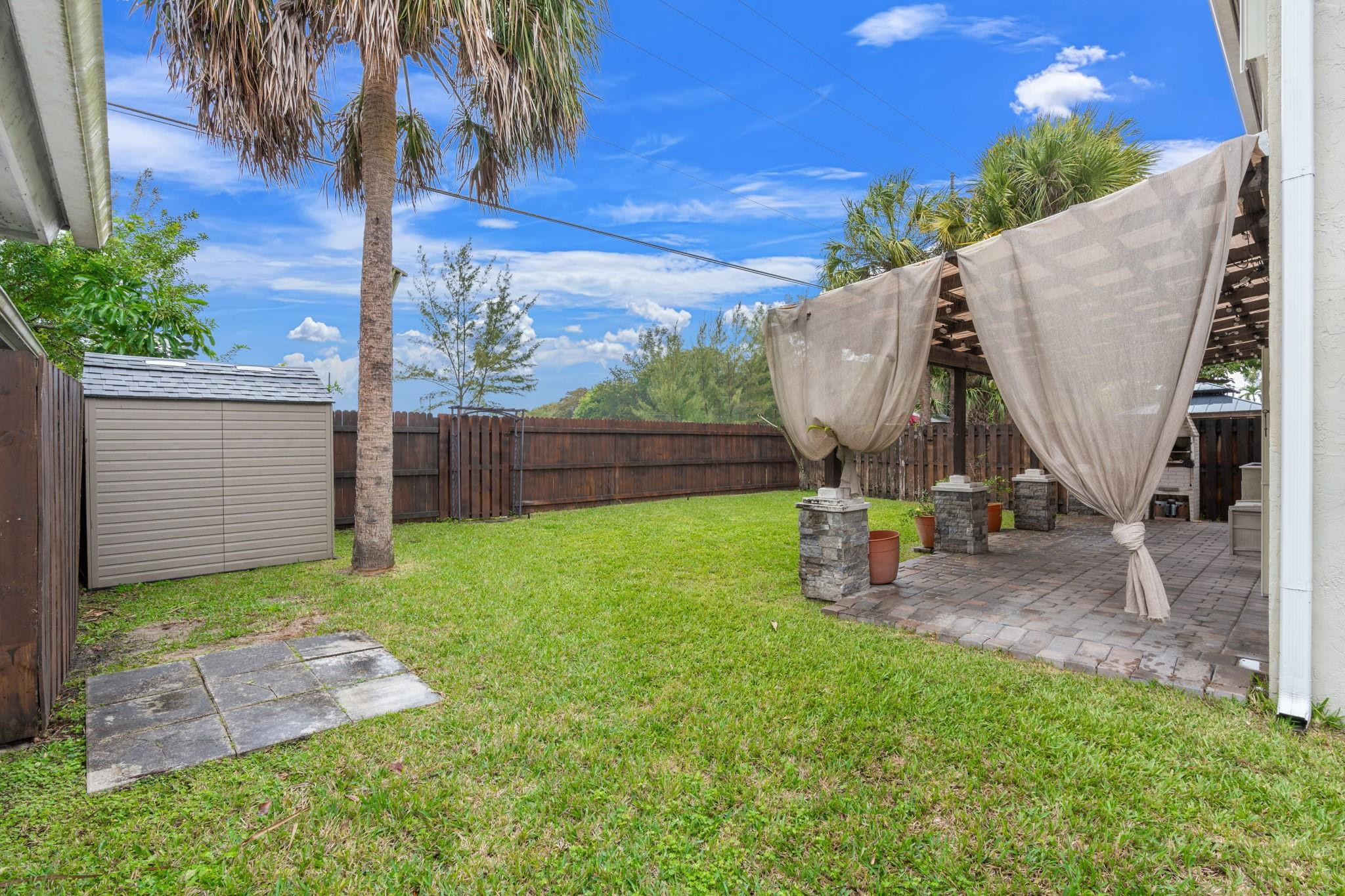 Holiday Spgs Village Sec - Residential