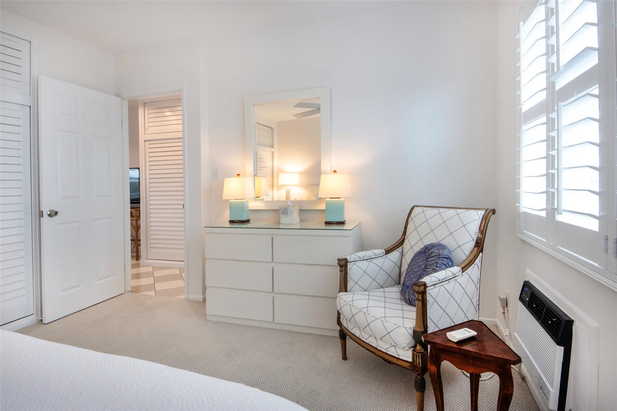 Lake Mayan Apartments - Residential