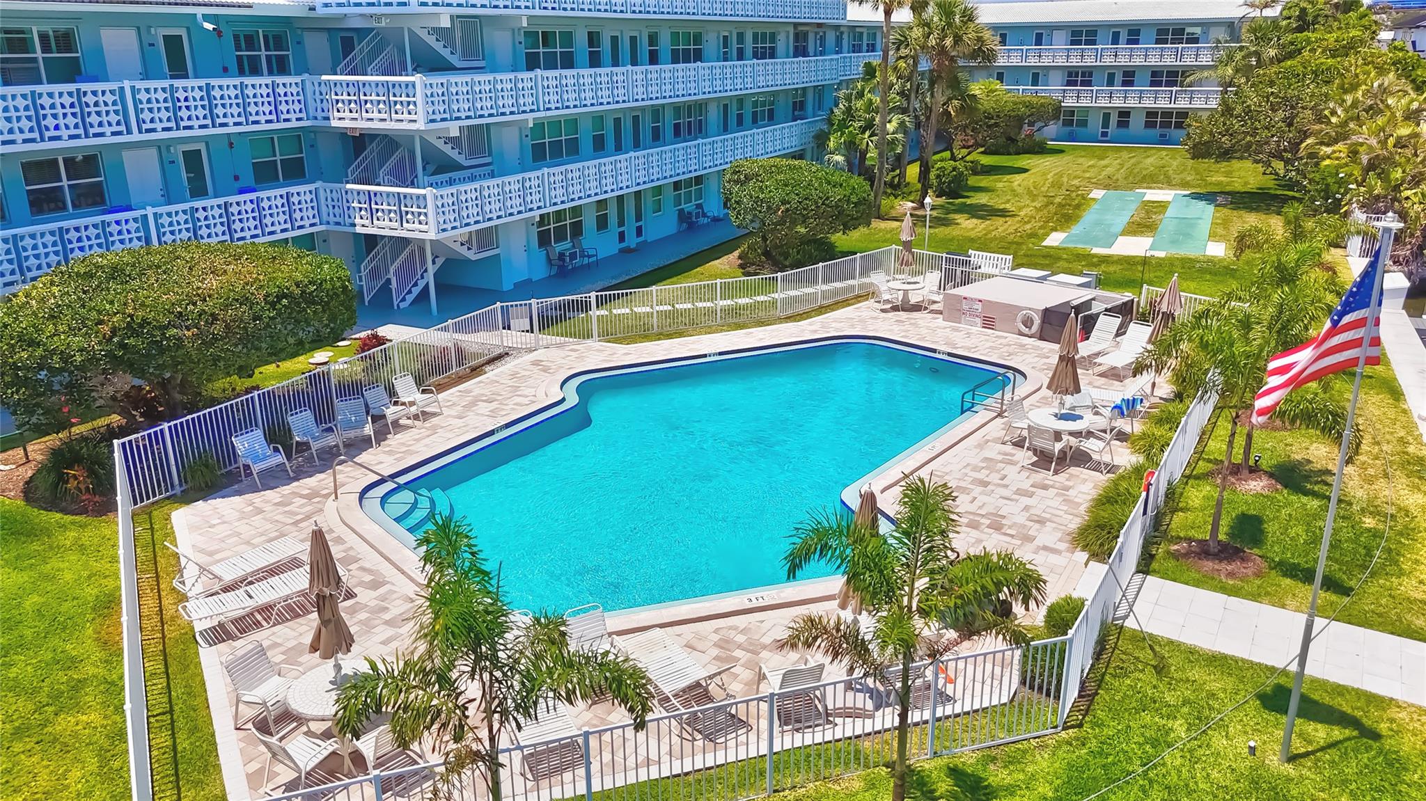 Lake Mayan Apartments - Residential