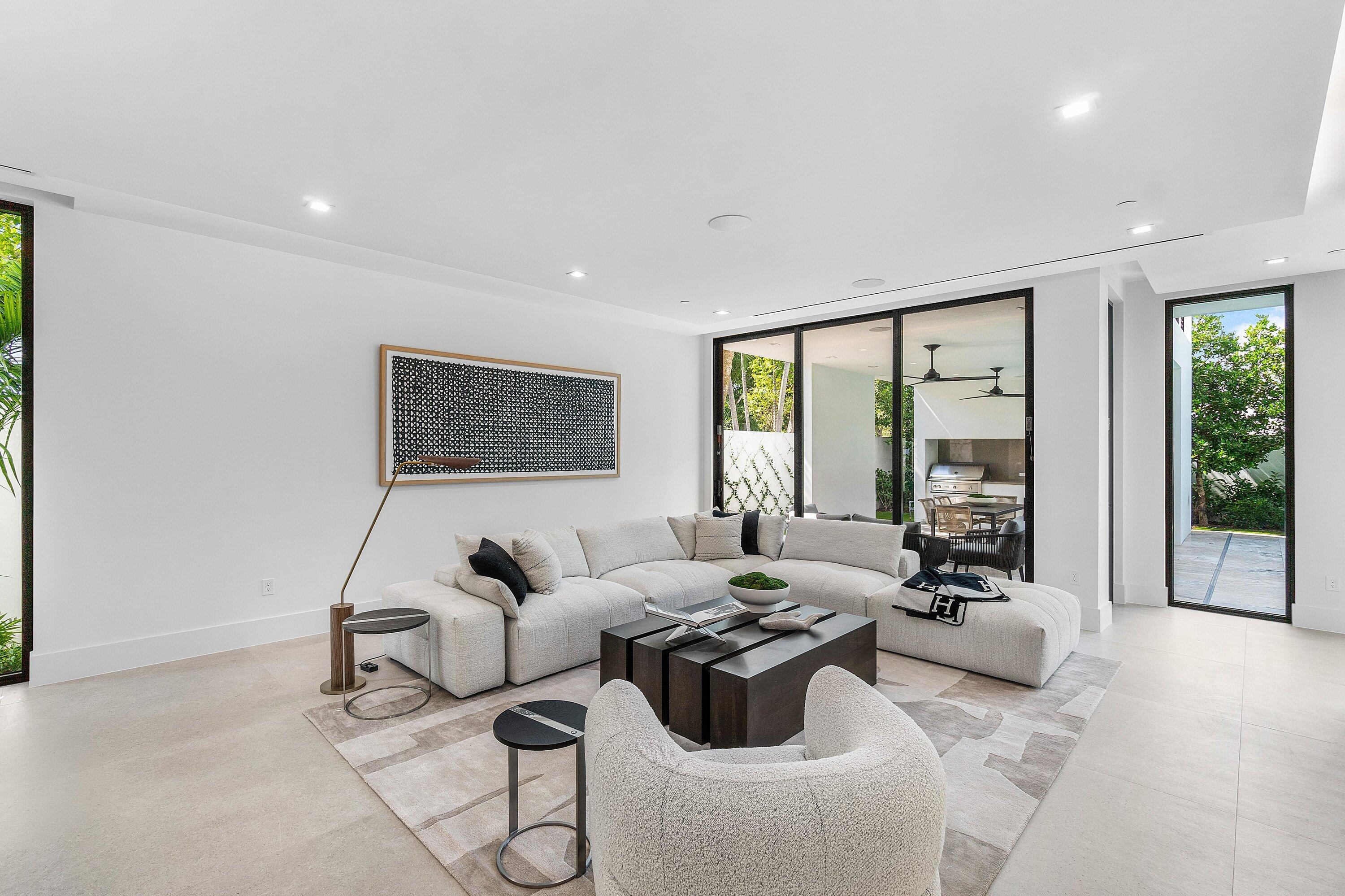 SOPHIA FREY - Residential