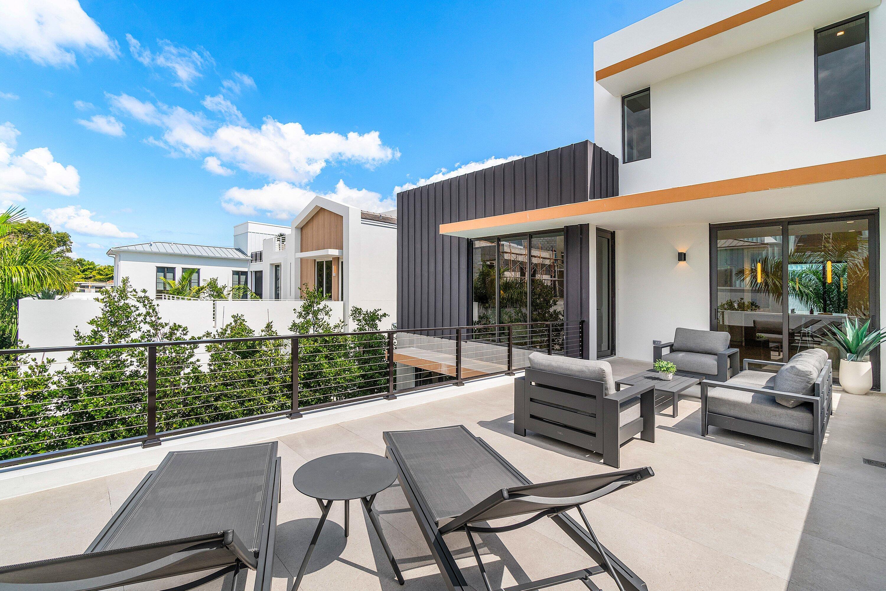 SOPHIA FREY - Residential