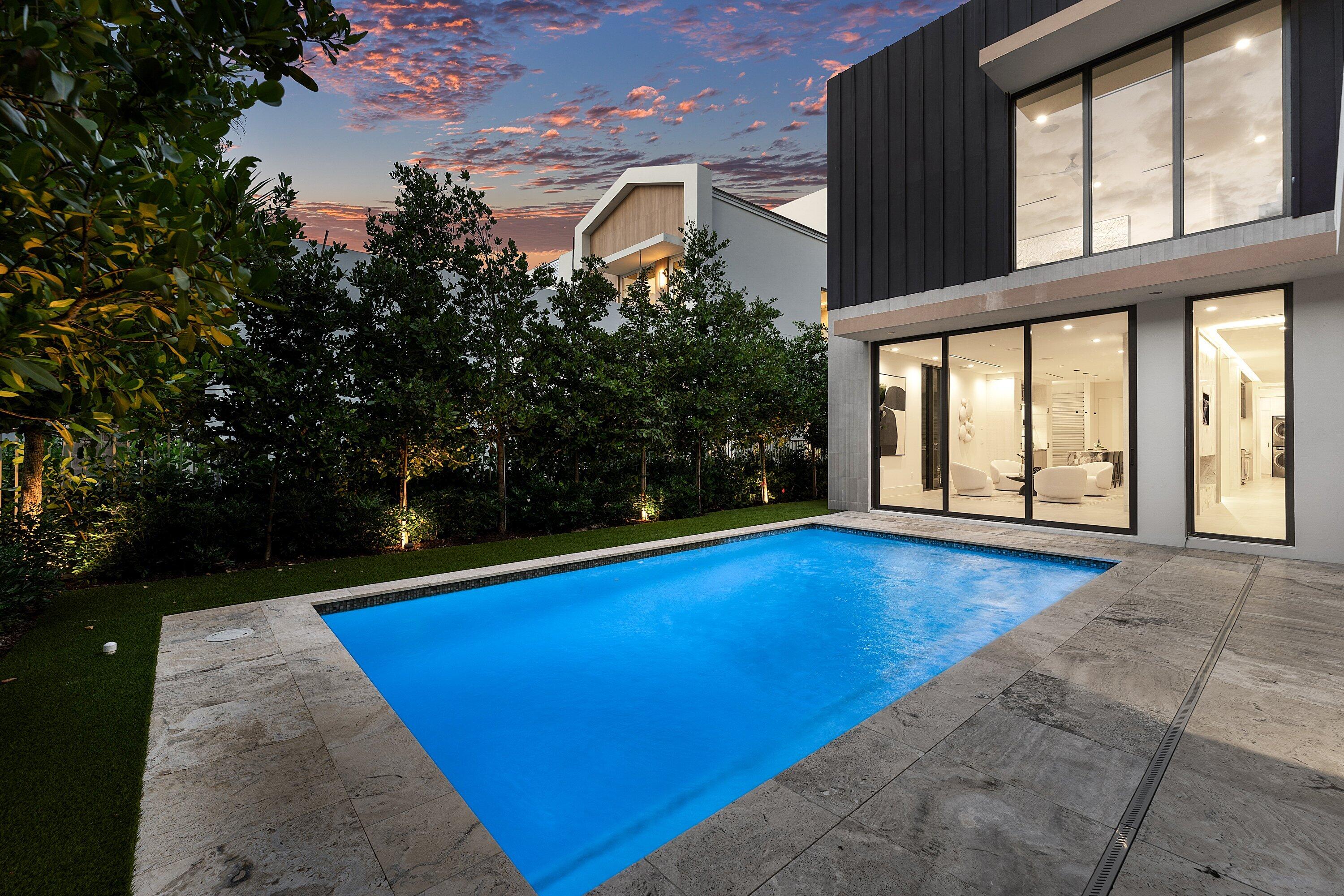 SOPHIA FREY - Residential