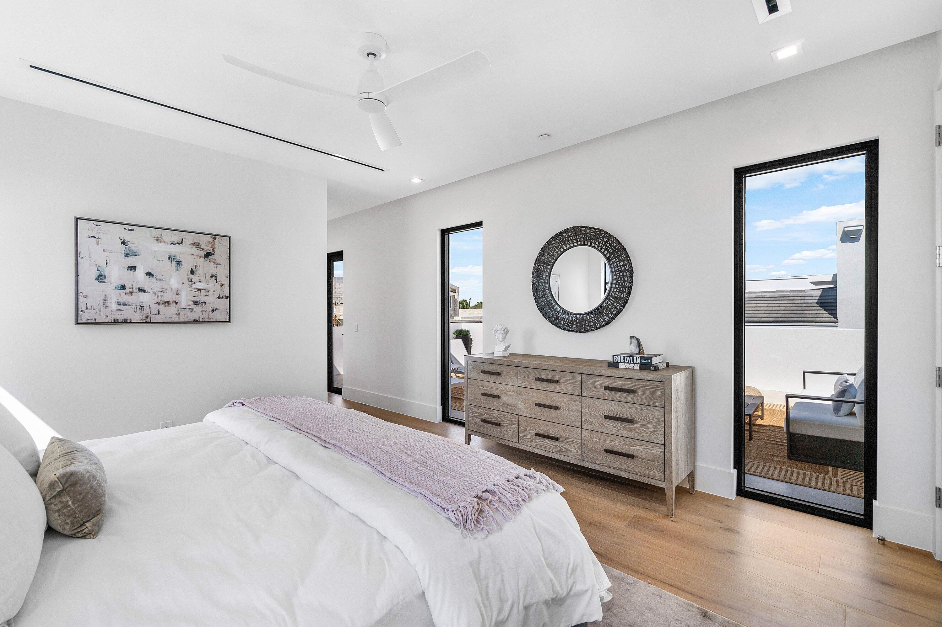 SOPHIA FREY - Residential