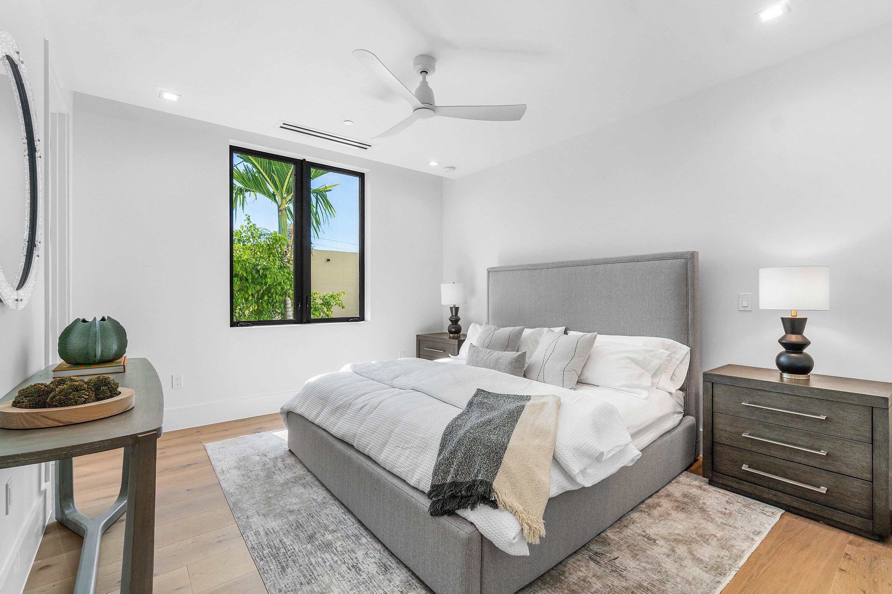 SOPHIA FREY - Residential