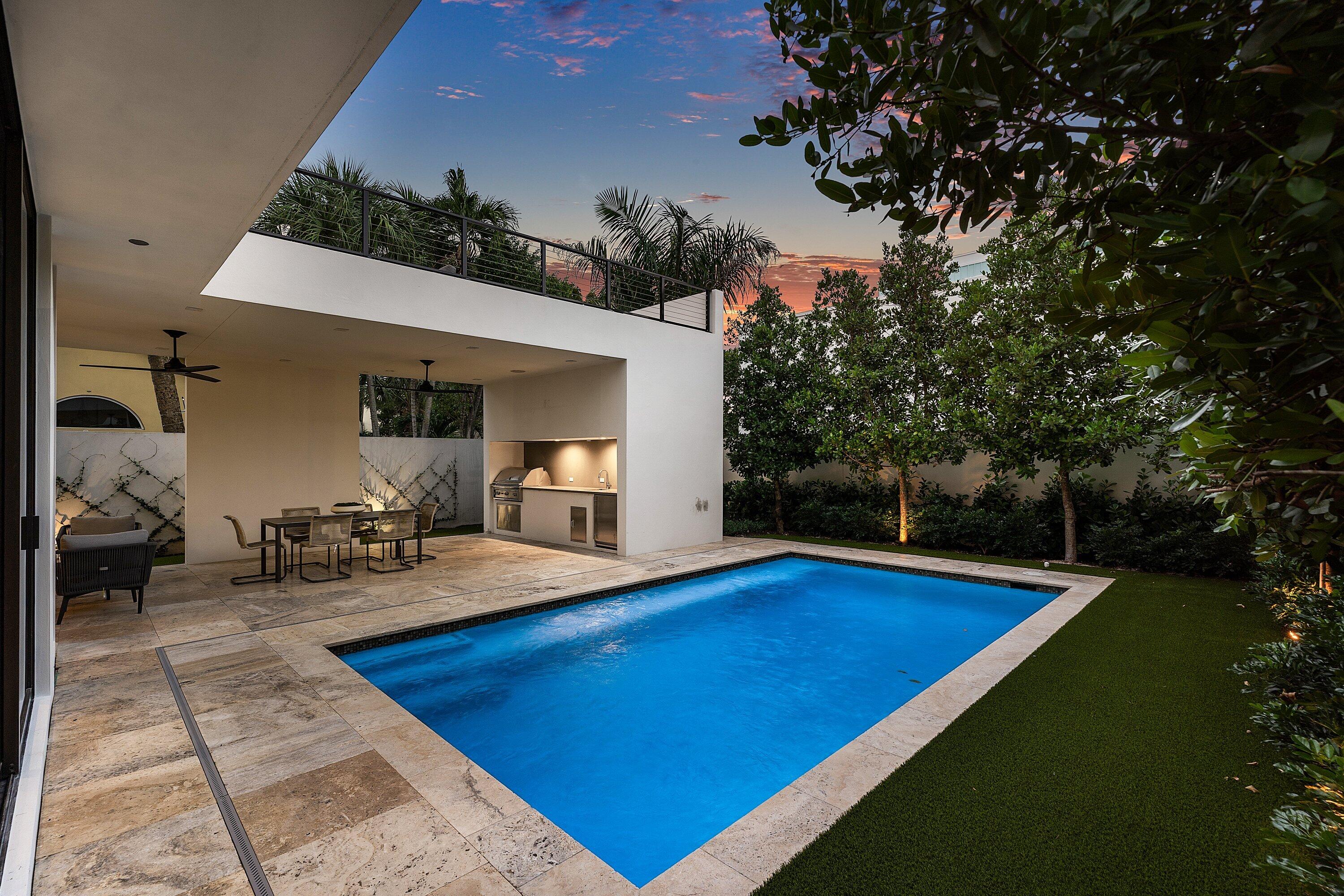 SOPHIA FREY - Residential