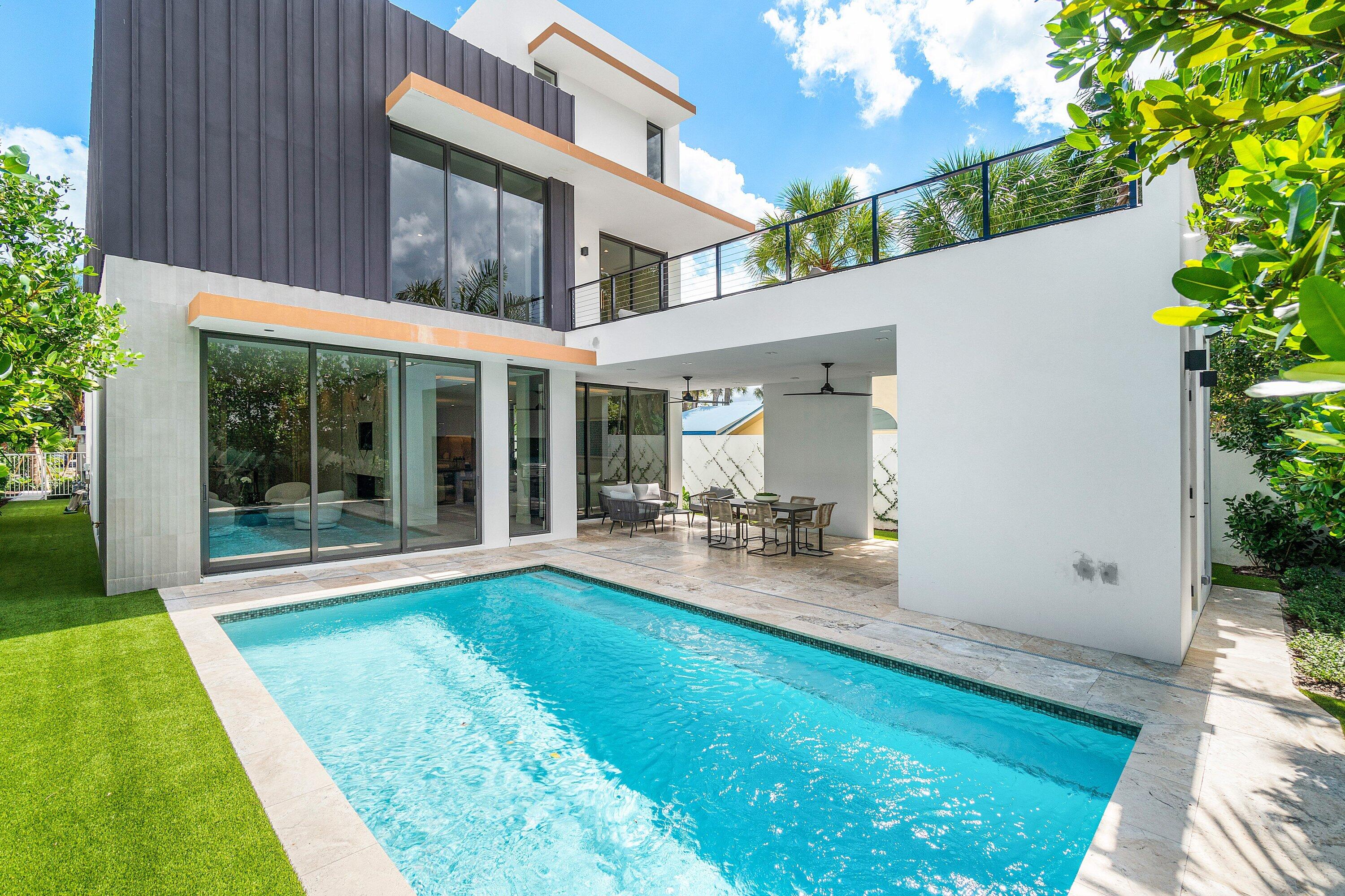 SOPHIA FREY - Residential