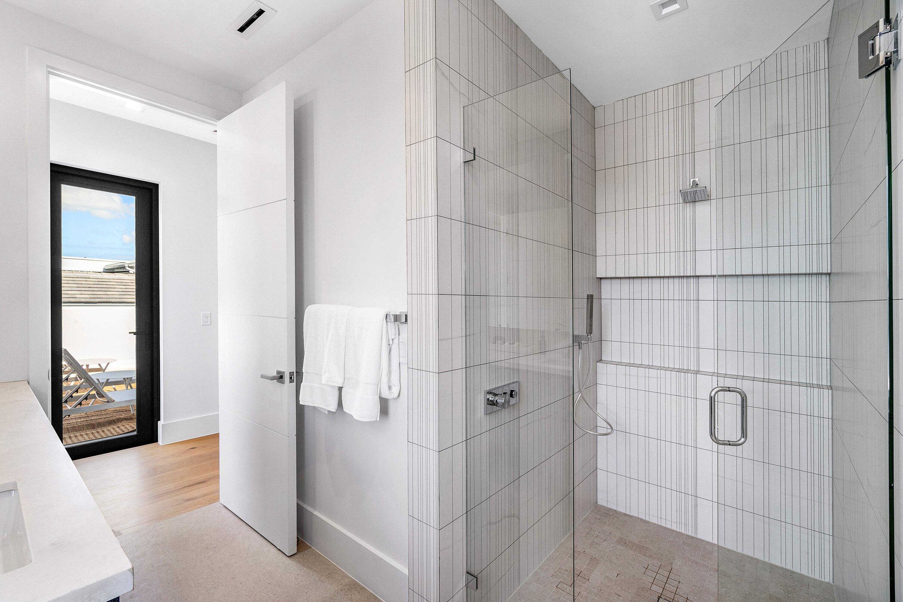 SOPHIA FREY - Residential