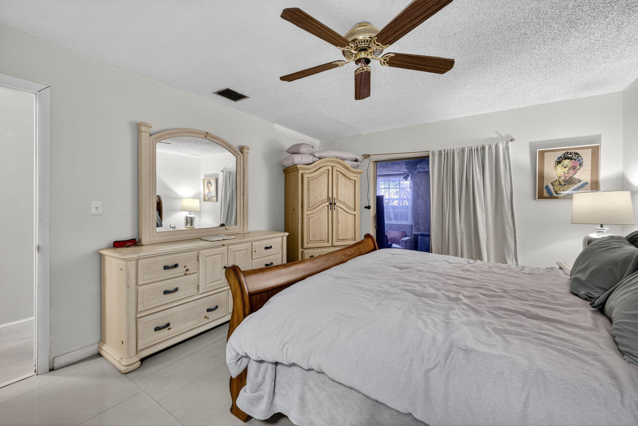 APPLEGREEN - Residential