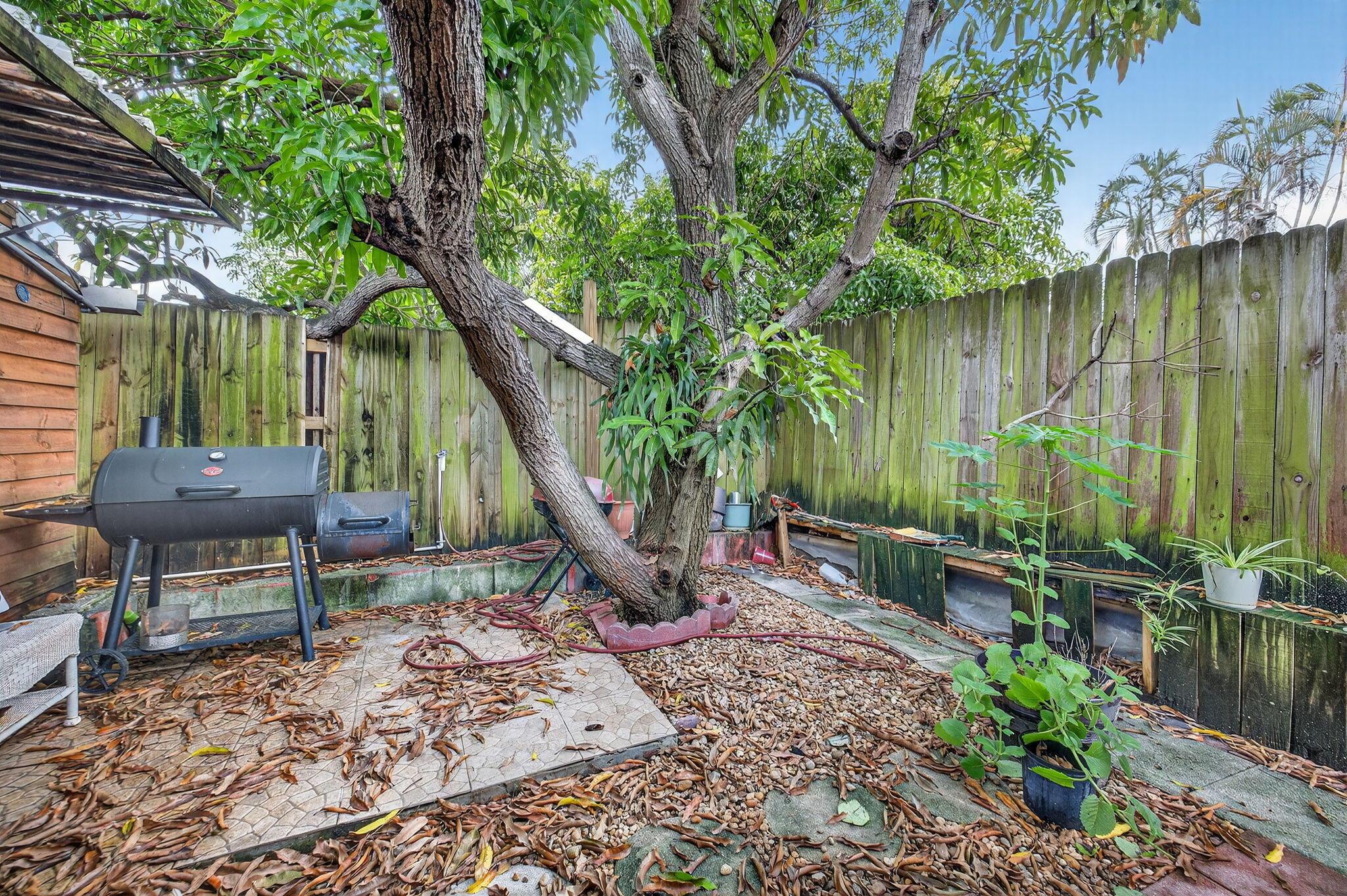 APPLEGREEN - Residential