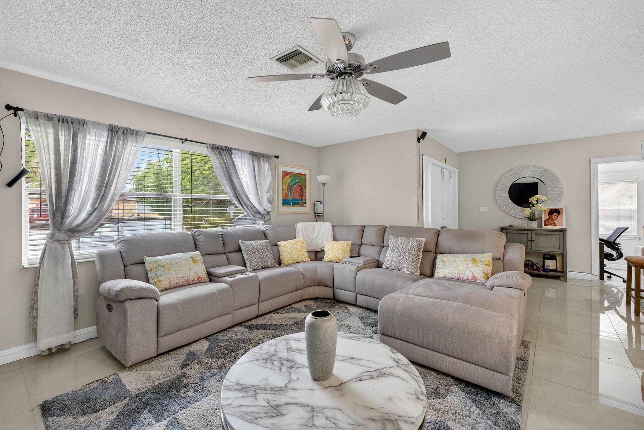 APPLEGREEN - Residential