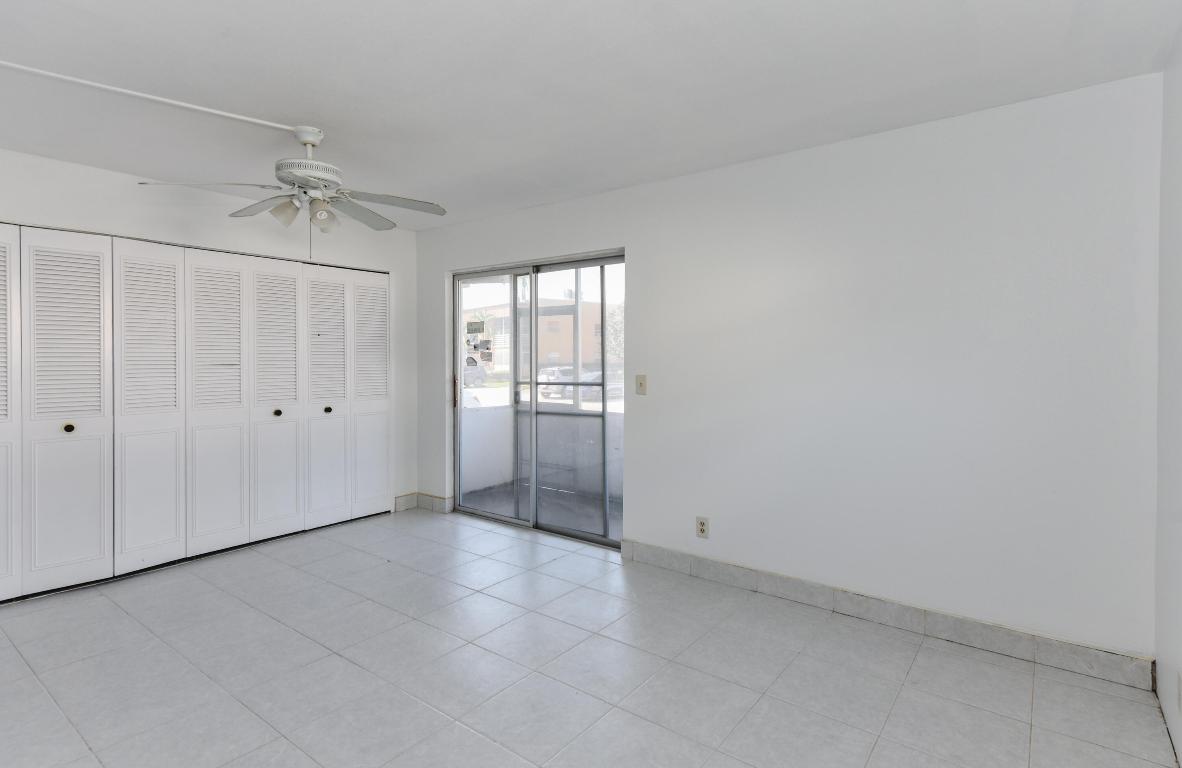 KINGS POINT FLANDERS CONDOS - Residential