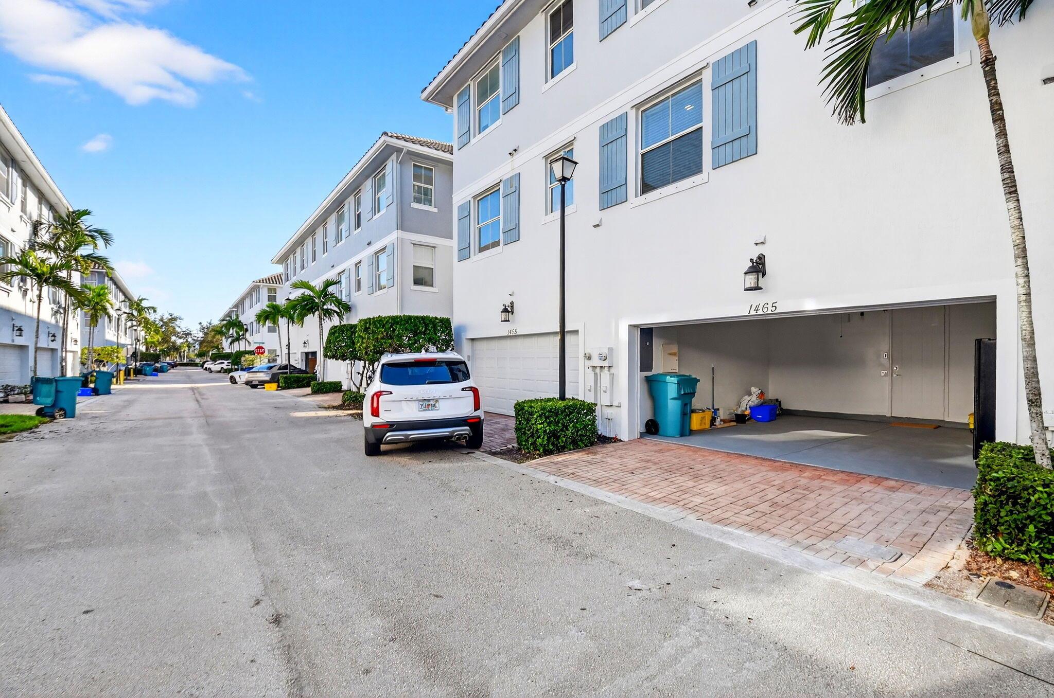 RENAISSANCE COMMONS PUD - Residential