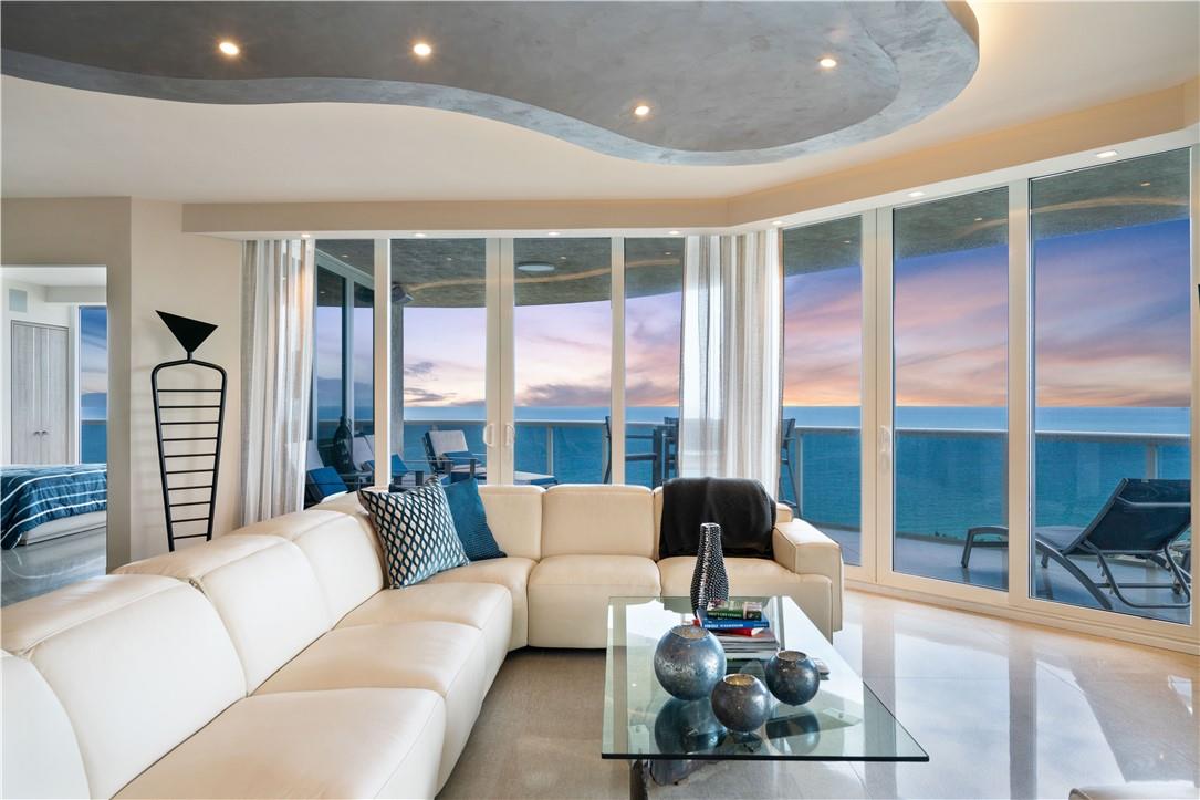 L'Hermitage - Residential