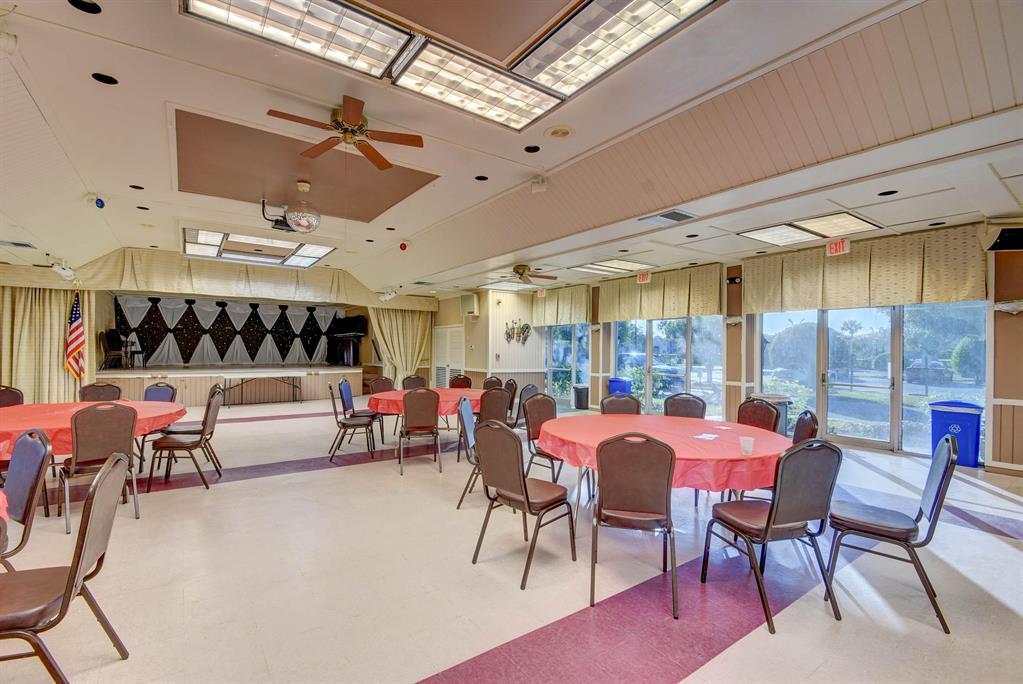 GOLDEN LAKES VILLAGE CONDO 1 THRU 13-A - Residential Lease