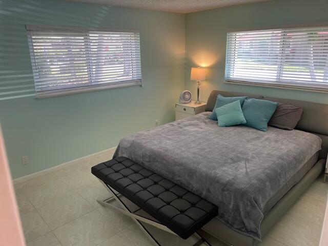 GOLDEN LAKES VILLAGE CONDO 1 THRU 13-A - Residential Lease