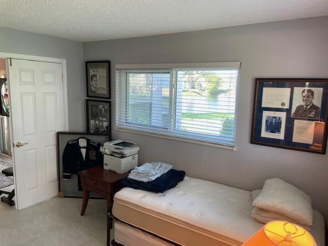 GOLDEN LAKES VILLAGE CONDO 1 THRU 13-A - Residential Lease