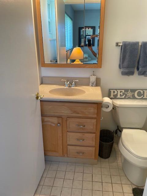 GOLDEN LAKES VILLAGE CONDO 1 THRU 13-A - Residential Lease