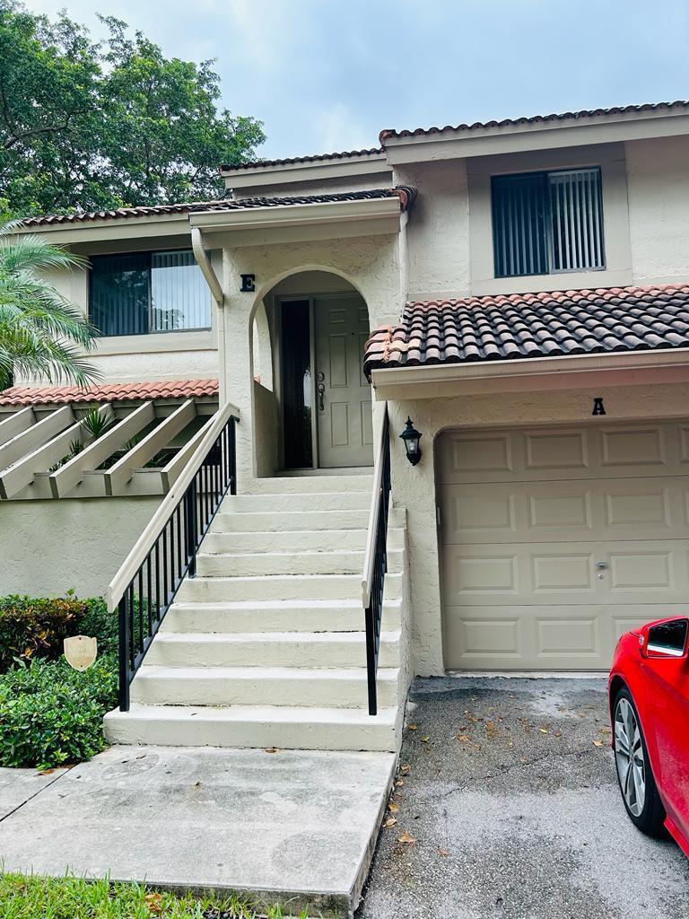 Location, Location, Location,Walking distance to Town Center Mall .. Just next door to Boca Raton Swim and Tennis Court Center .. community features include 2 pools jogging/nature path and serene lake. Best Schools in Boca, close to FAU , easy access to 95 and Turnpike. Great neighbors.Best of Boca Raton.