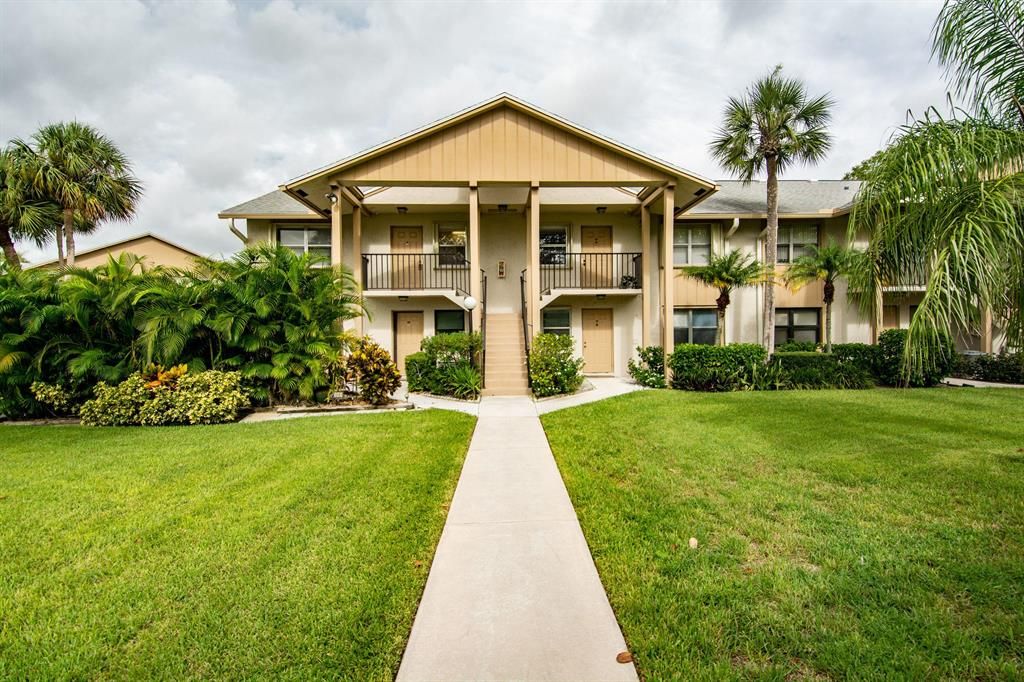 Photo of 3041 SE Aster Lane #505, Stuart, FL 34994 (MLS # R10738789)