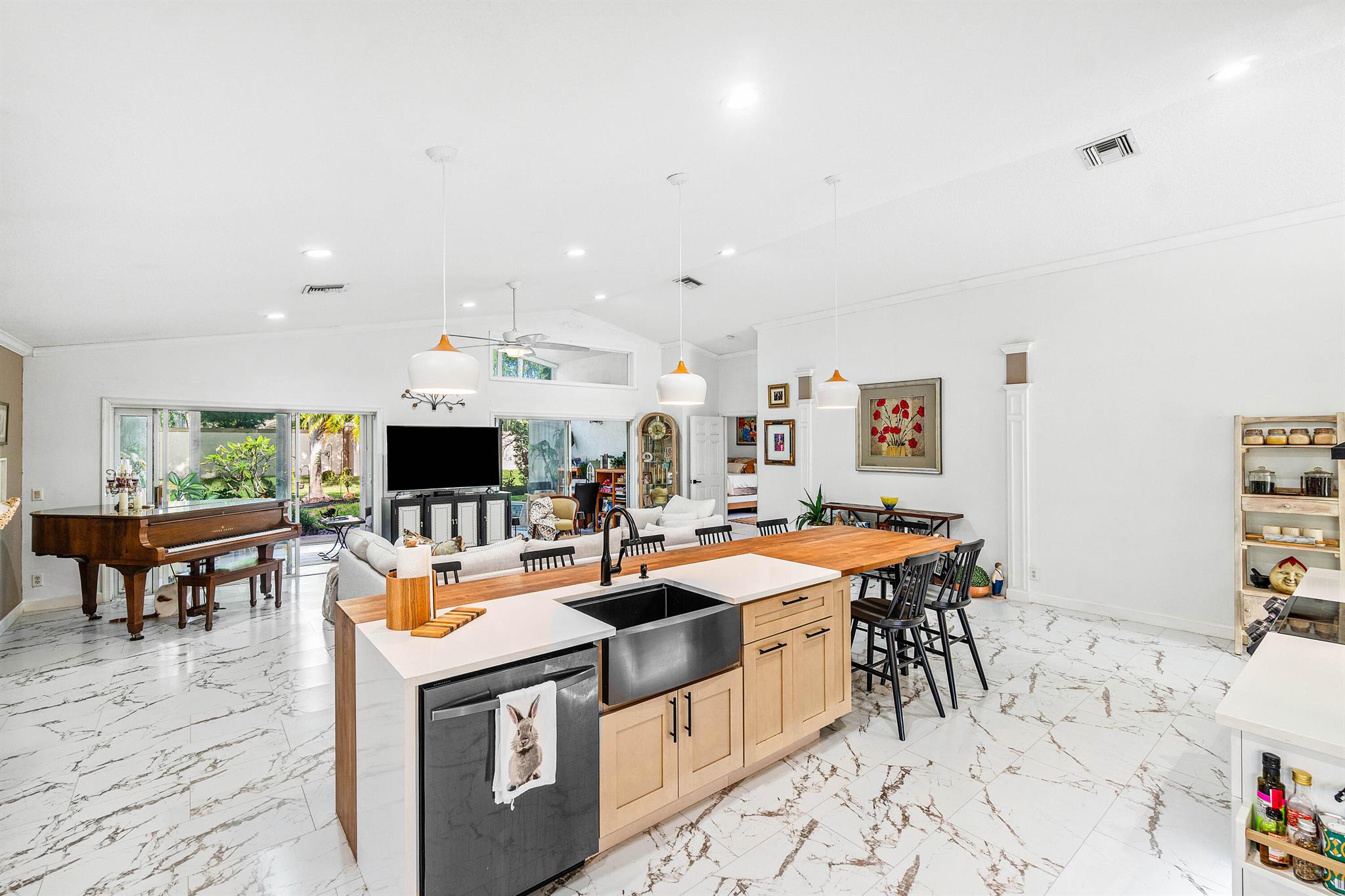 LAKERIDGE GREENS AT PIPER - Residential