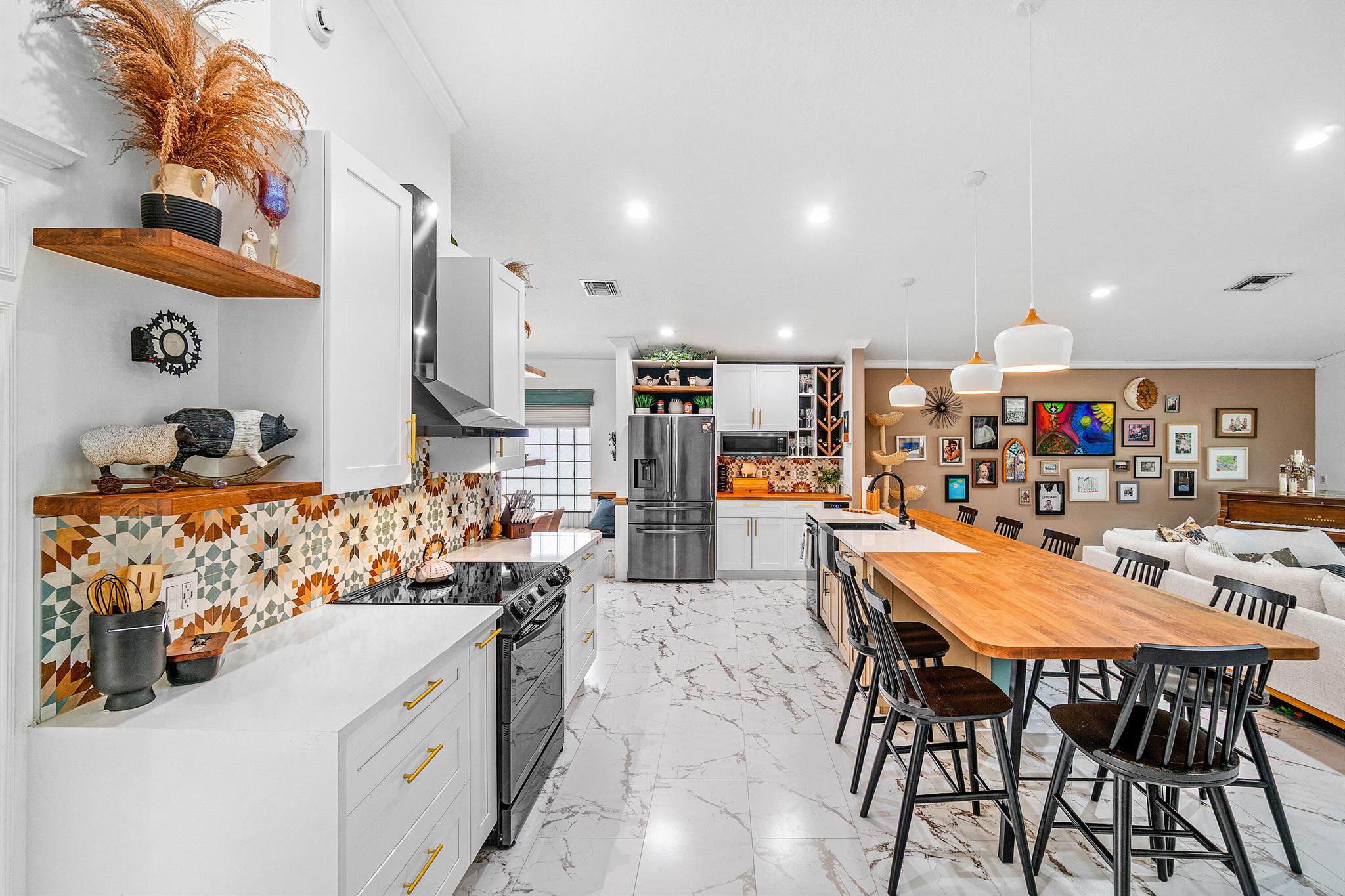 LAKERIDGE GREENS AT PIPER - Residential