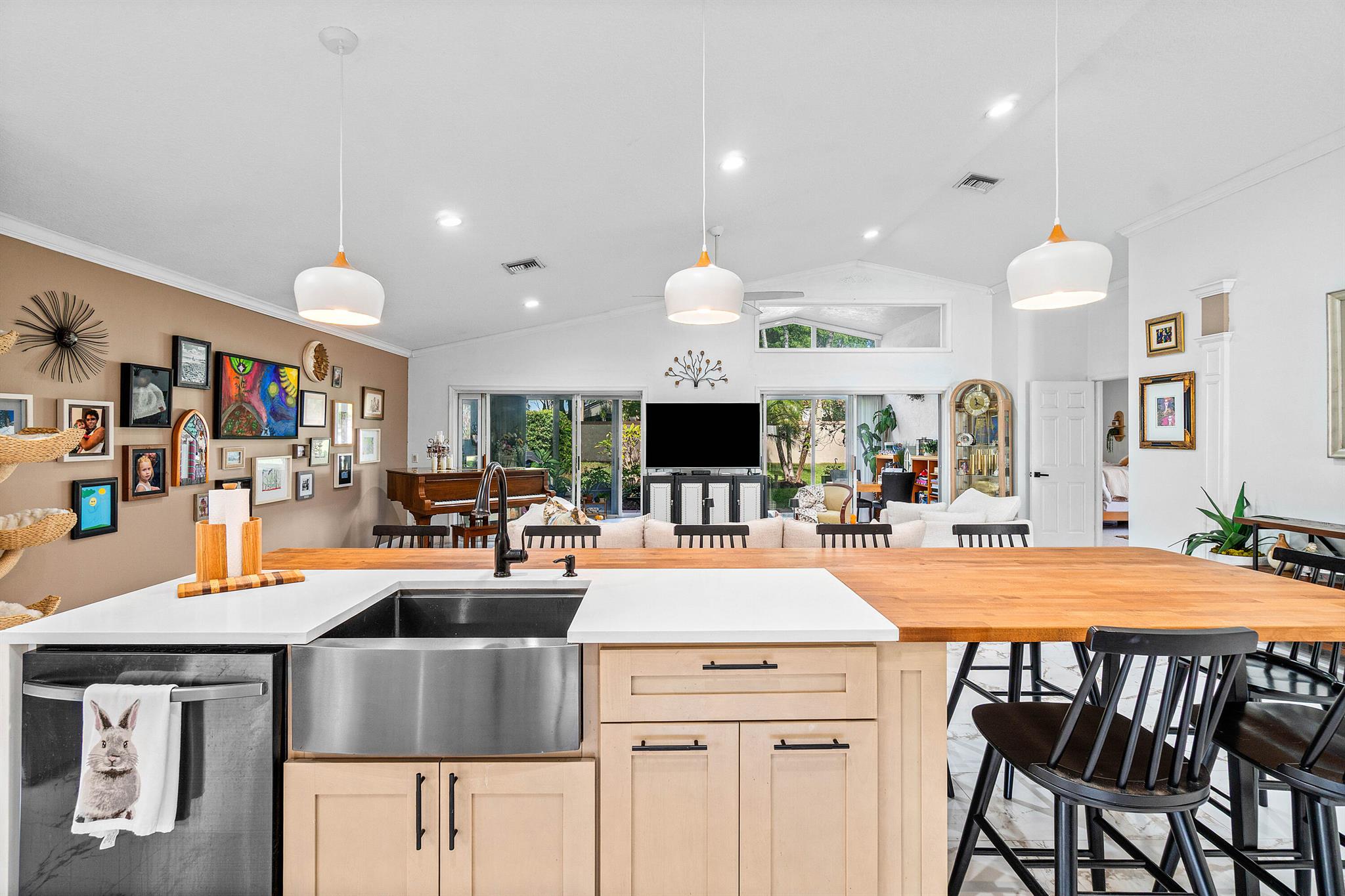 LAKERIDGE GREENS AT PIPER - Residential