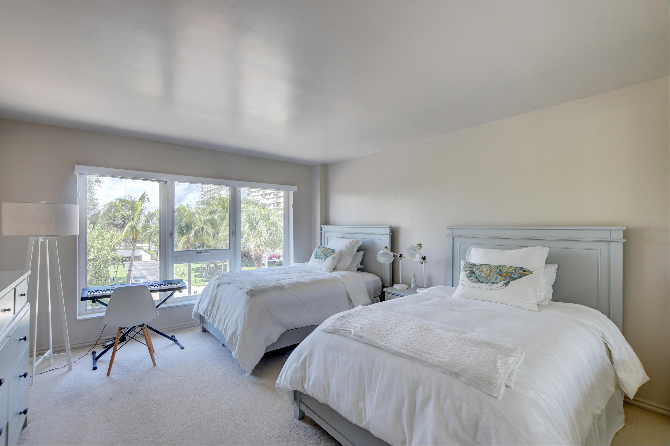 OCEAN REEF TOWERS INC CONDO - Residential Lease