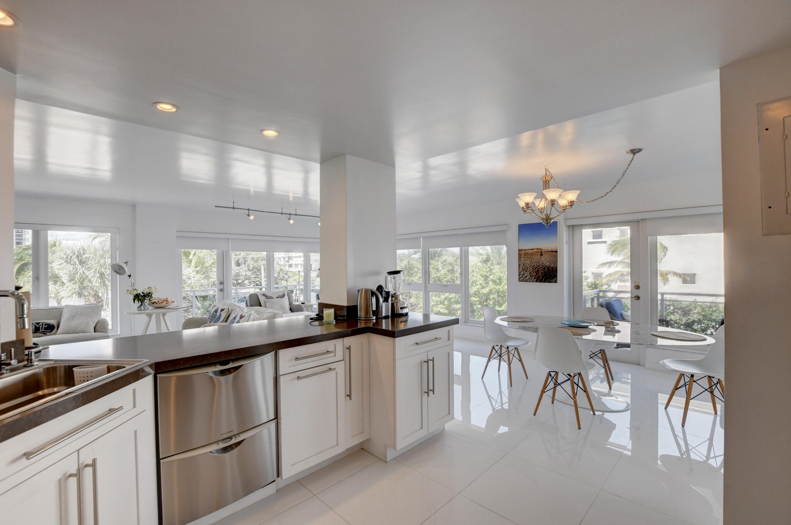 OCEAN REEF TOWERS INC CONDO - Residential Lease