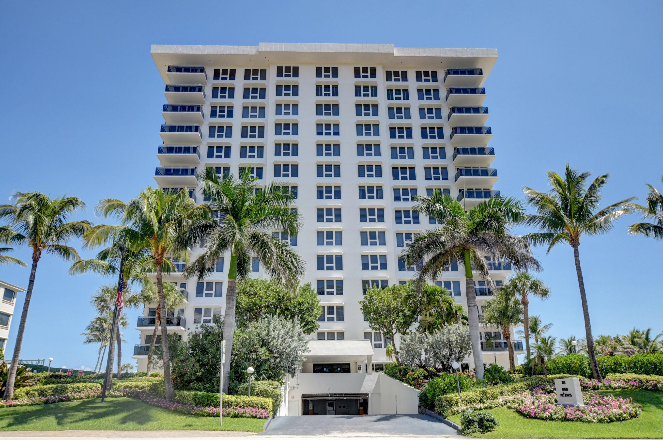 OCEAN REEF TOWERS INC CONDO - Residential Lease