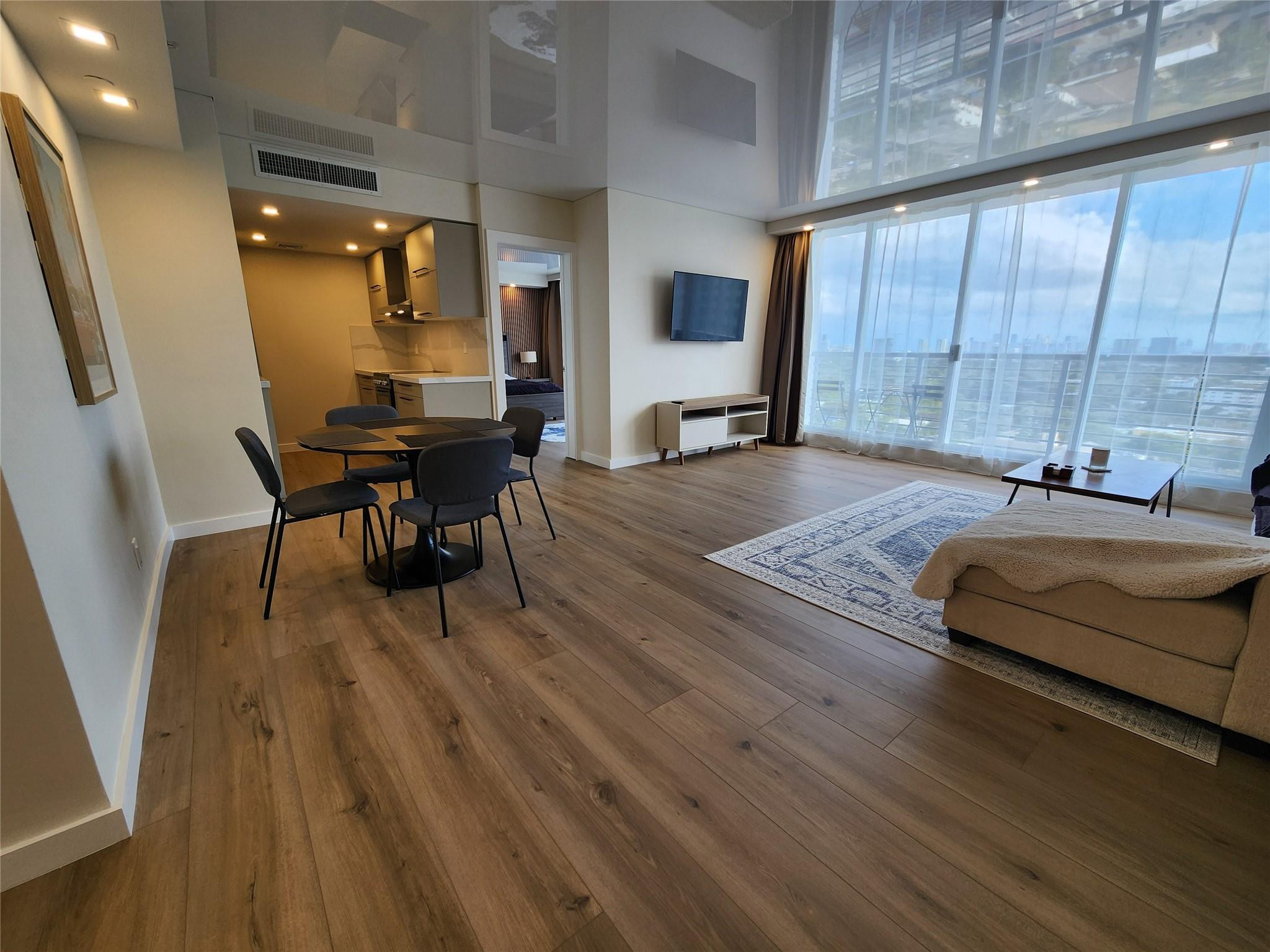 HOME TOWER - Residential