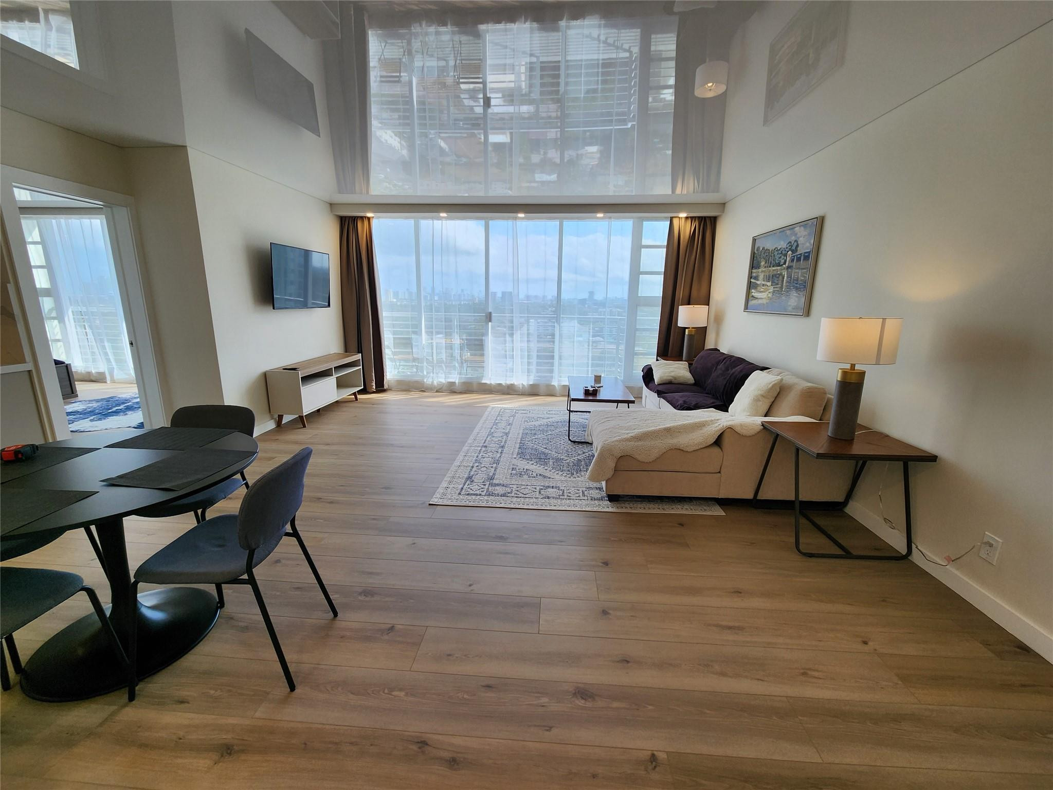 1720 Harrison Street 16B