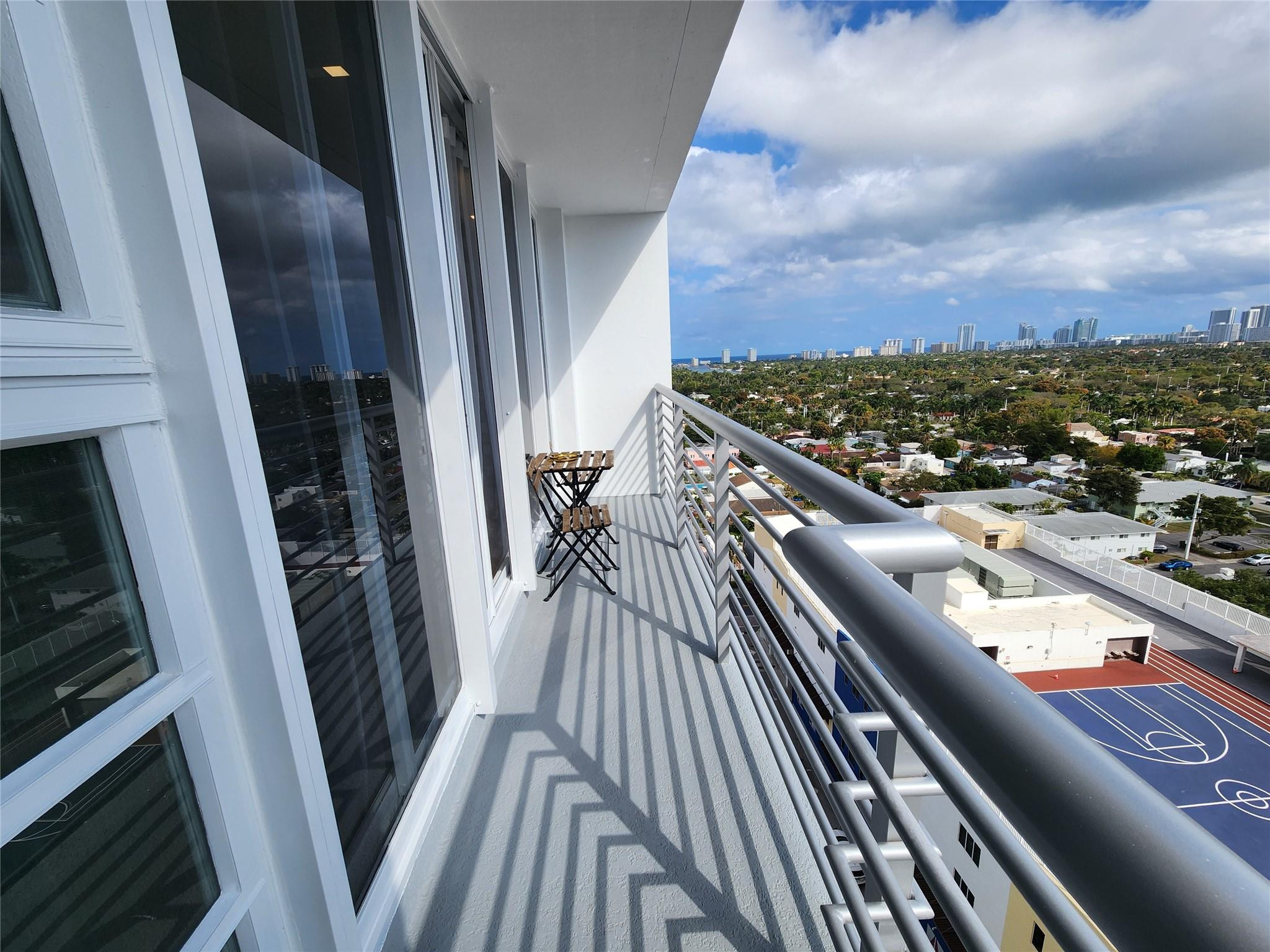 HOME TOWER - Residential