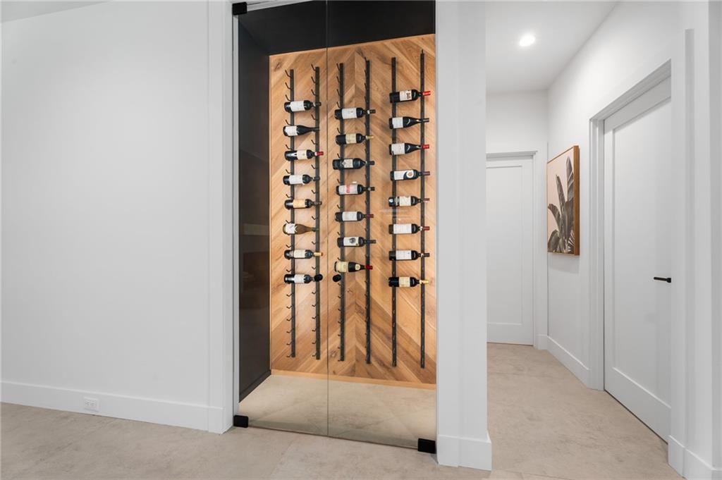 FLAG POINT SHORES - Residential