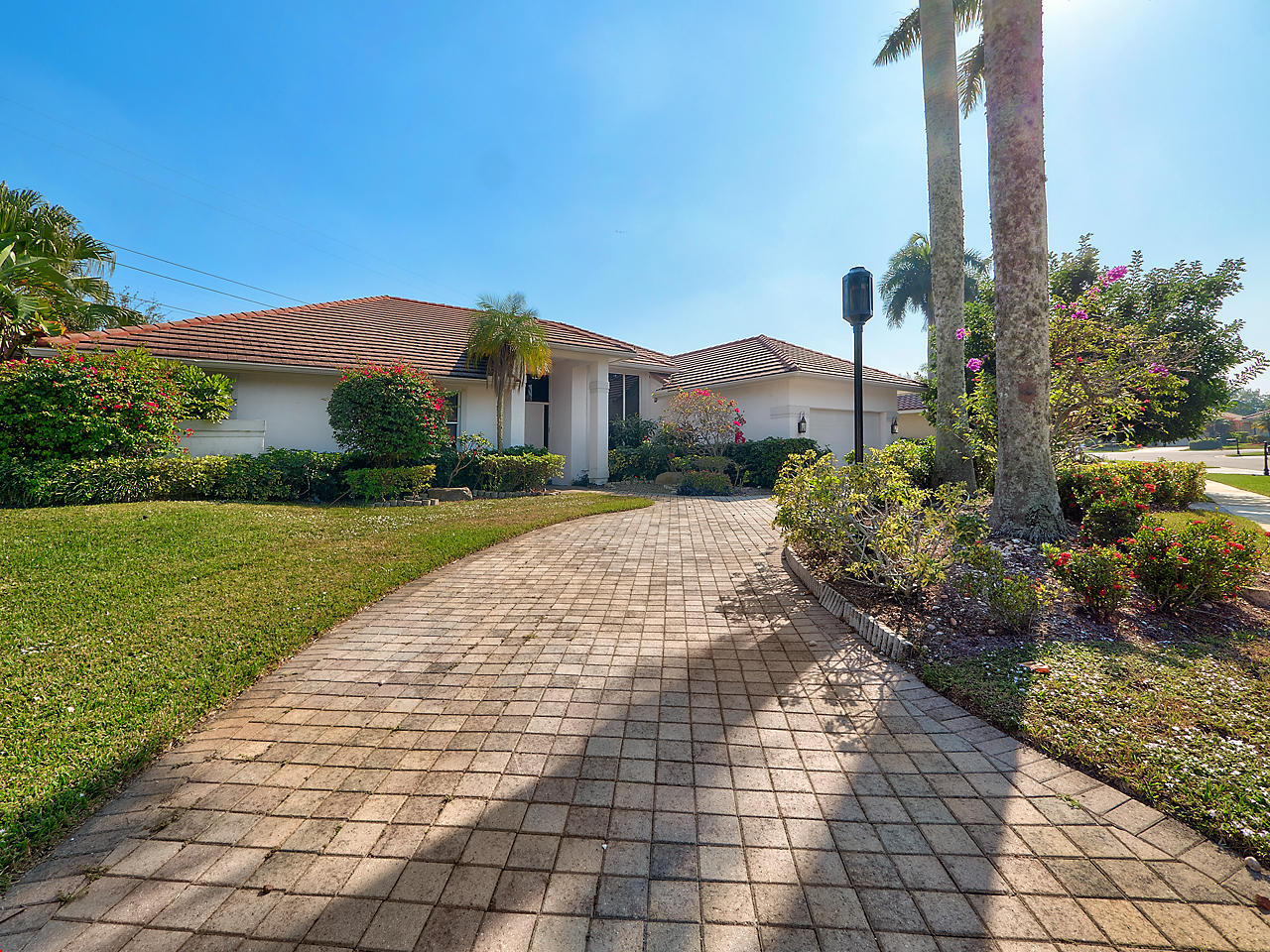 STONEBRIDGE - Residential