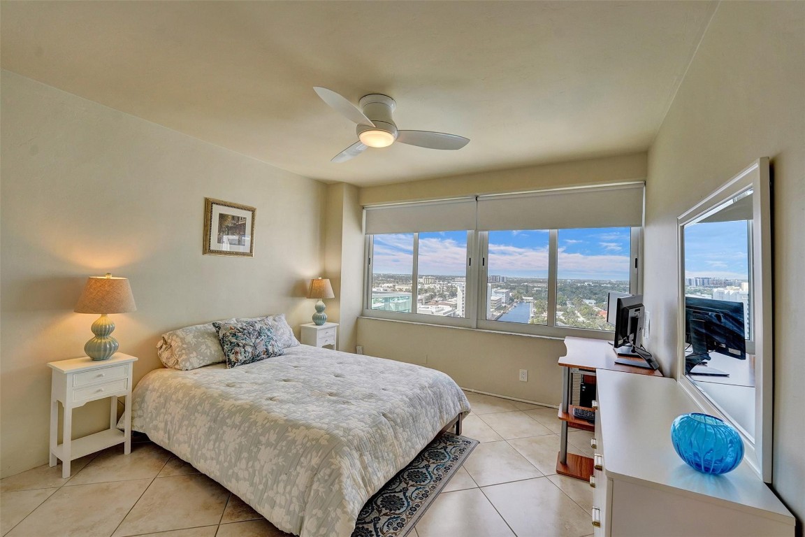 Coral Ridge Towers - Residential