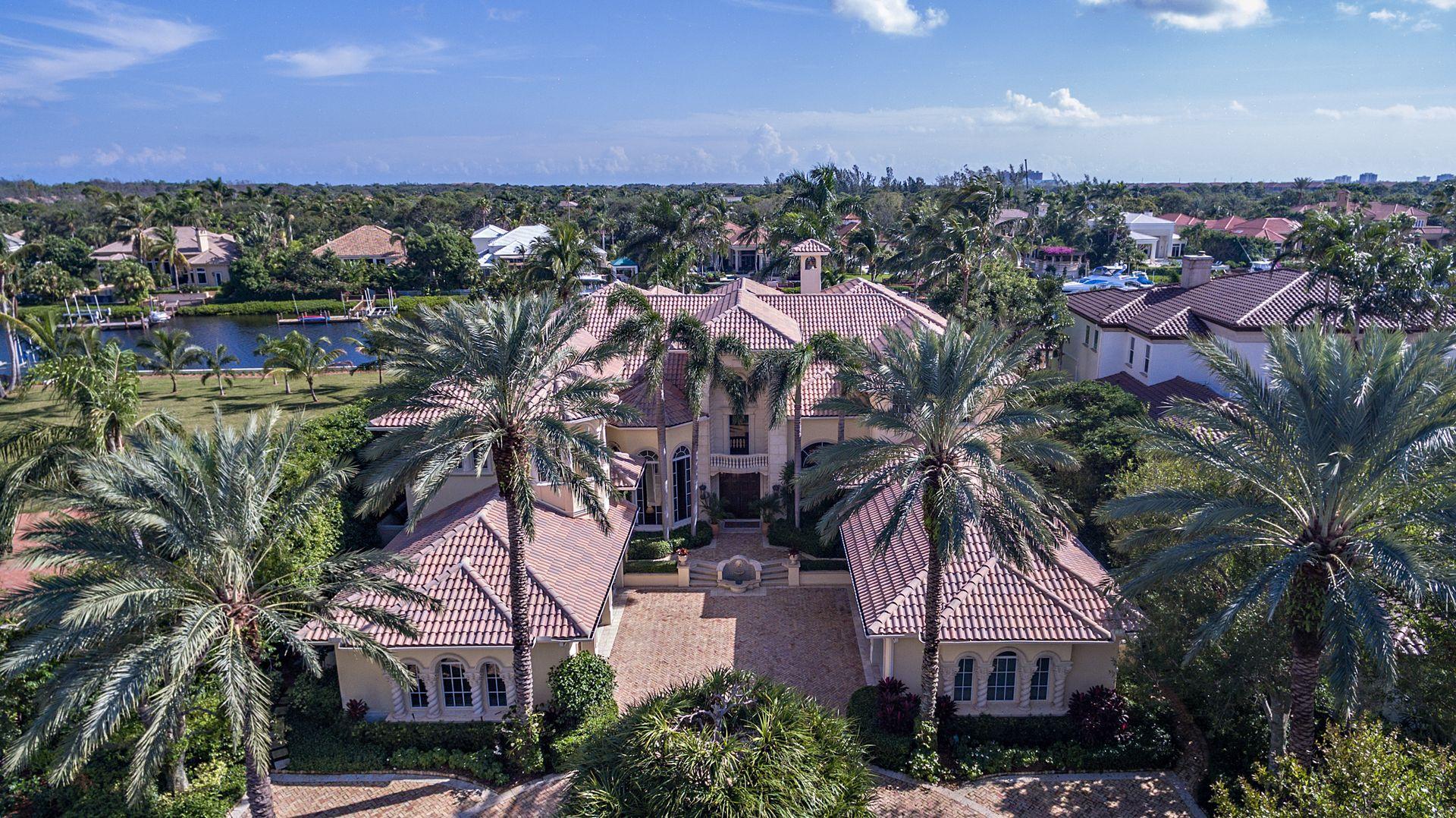 ADMIRALS COVE PAR E - Residential