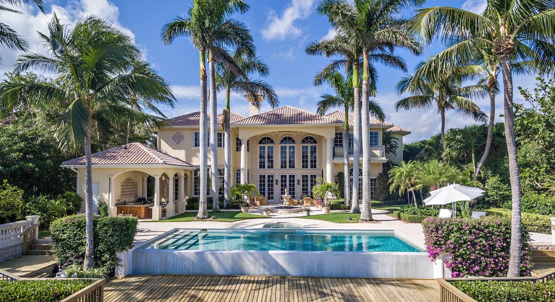 ADMIRALS COVE PAR E - Residential