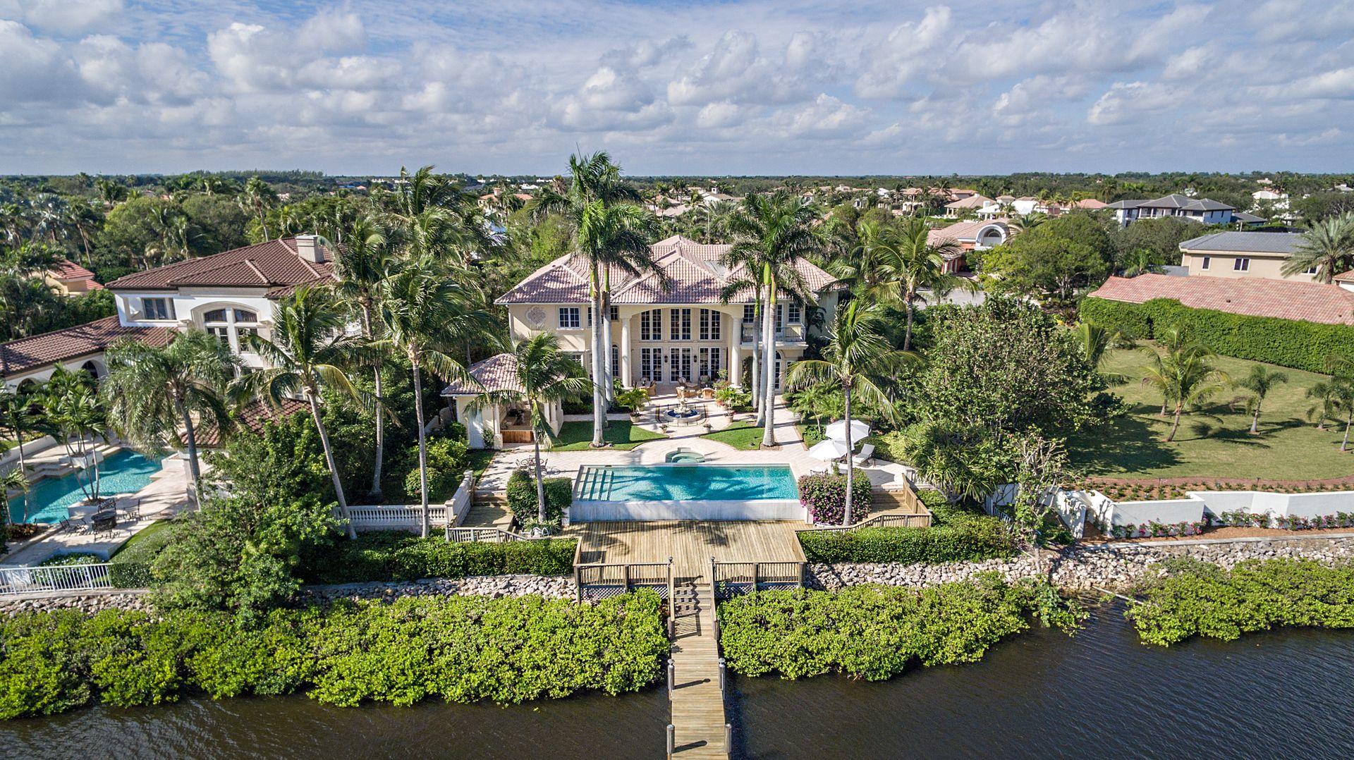 ADMIRALS COVE PAR E - Residential