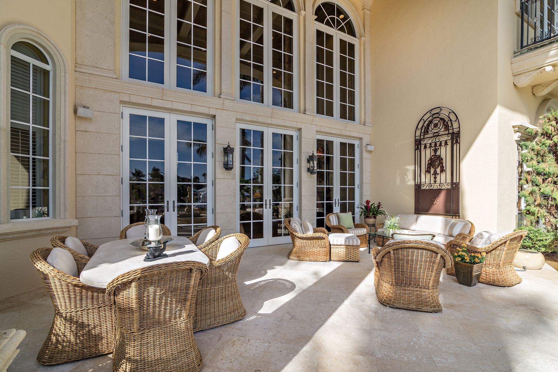 ADMIRALS COVE PAR E - Residential