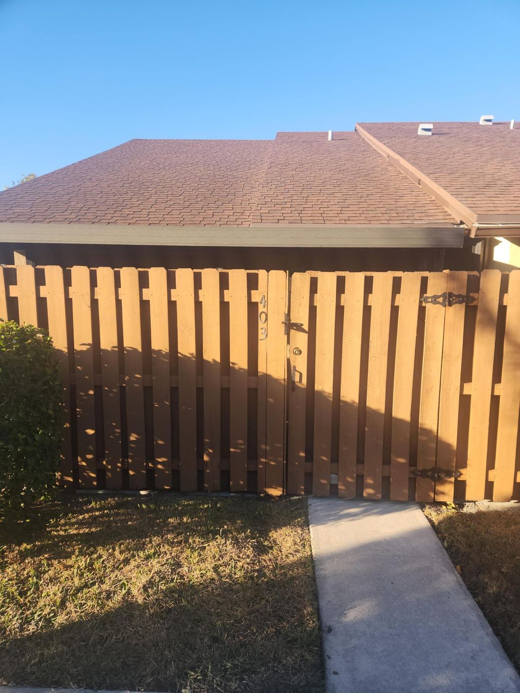 Photo of 403 Springdale Circle, Palm Springs, FL 33461 (MLS # R11161597)