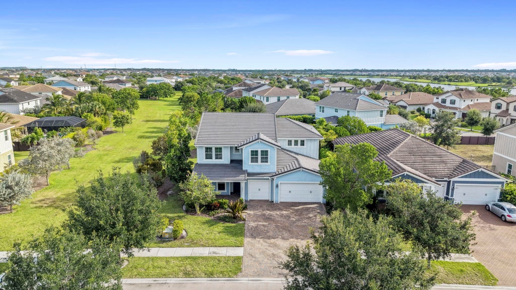 Photo of 19551 Split Rail Run, Loxahatchee, FL 33470 (MLS # B26043781)